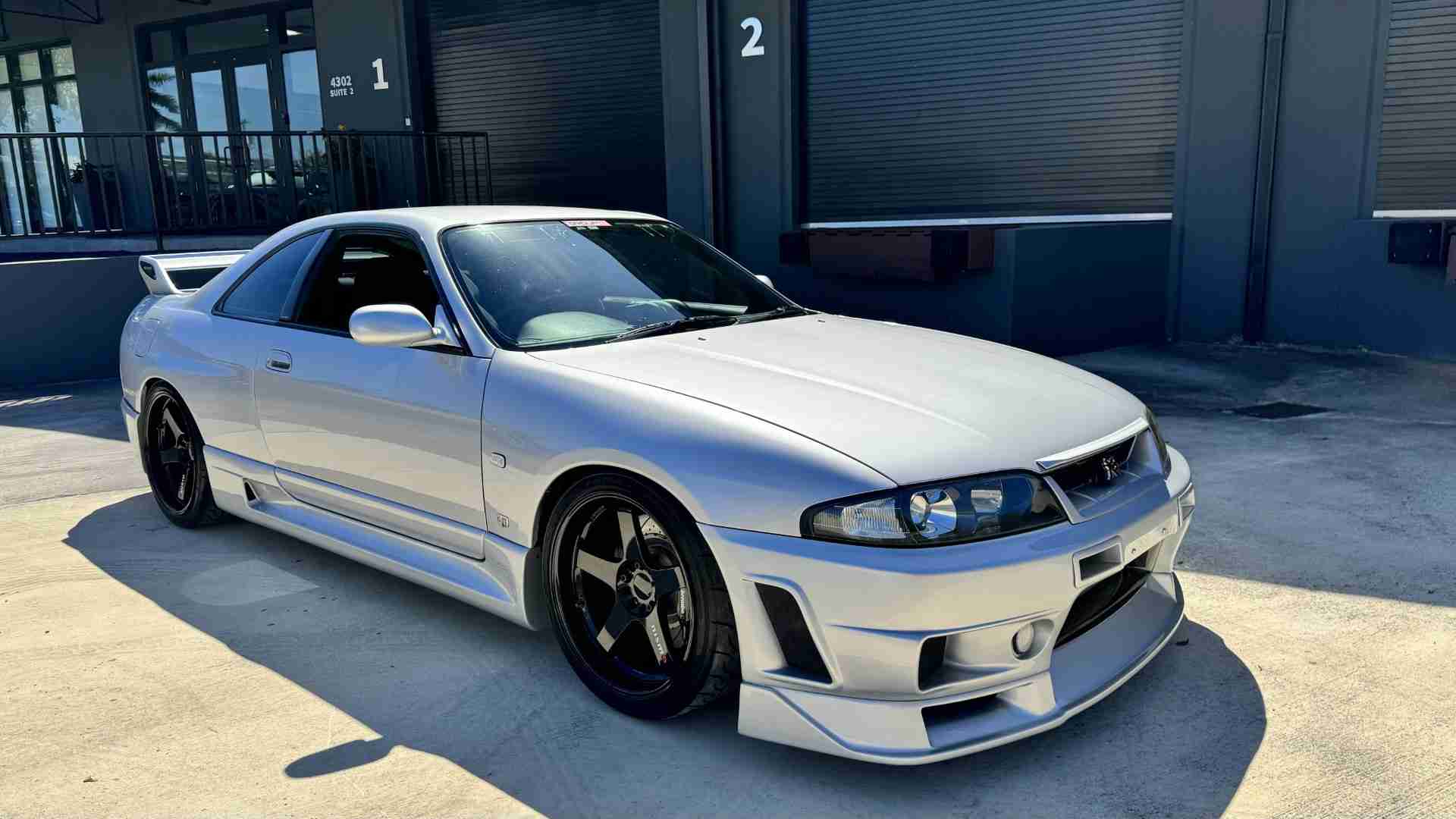 1996 Nissan GT-R R33 Skyline Nismo Build R34 GTR NISMO Block 24u – Big Twin Turbos – 400R Bumpers – Recaros – 600HP full