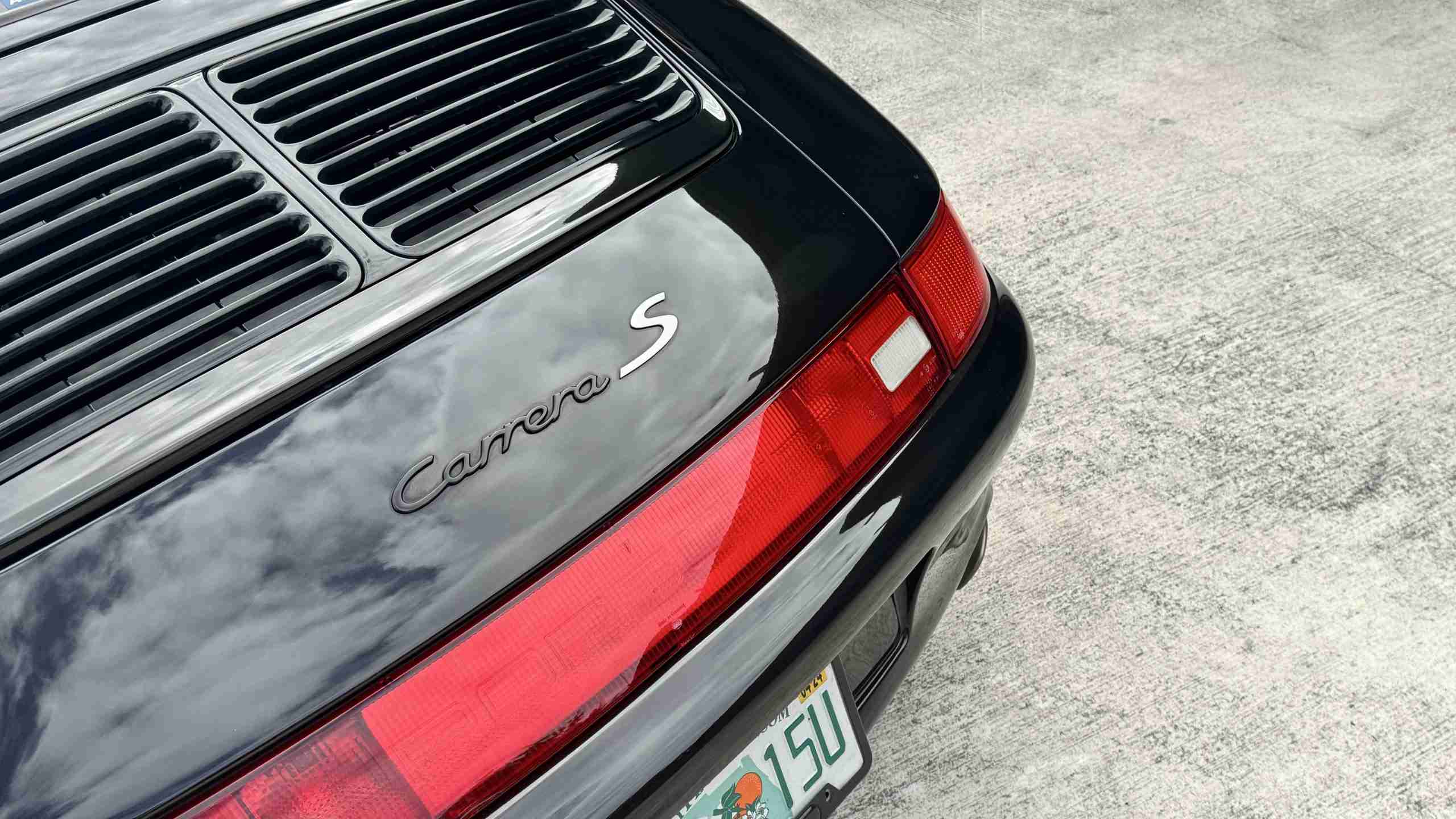 1997 Porsche 911 993 Carrera S Euro – 64k Miles – 6 Speed Manual – Bilstein Coil overs – Porsche Classic Radio full