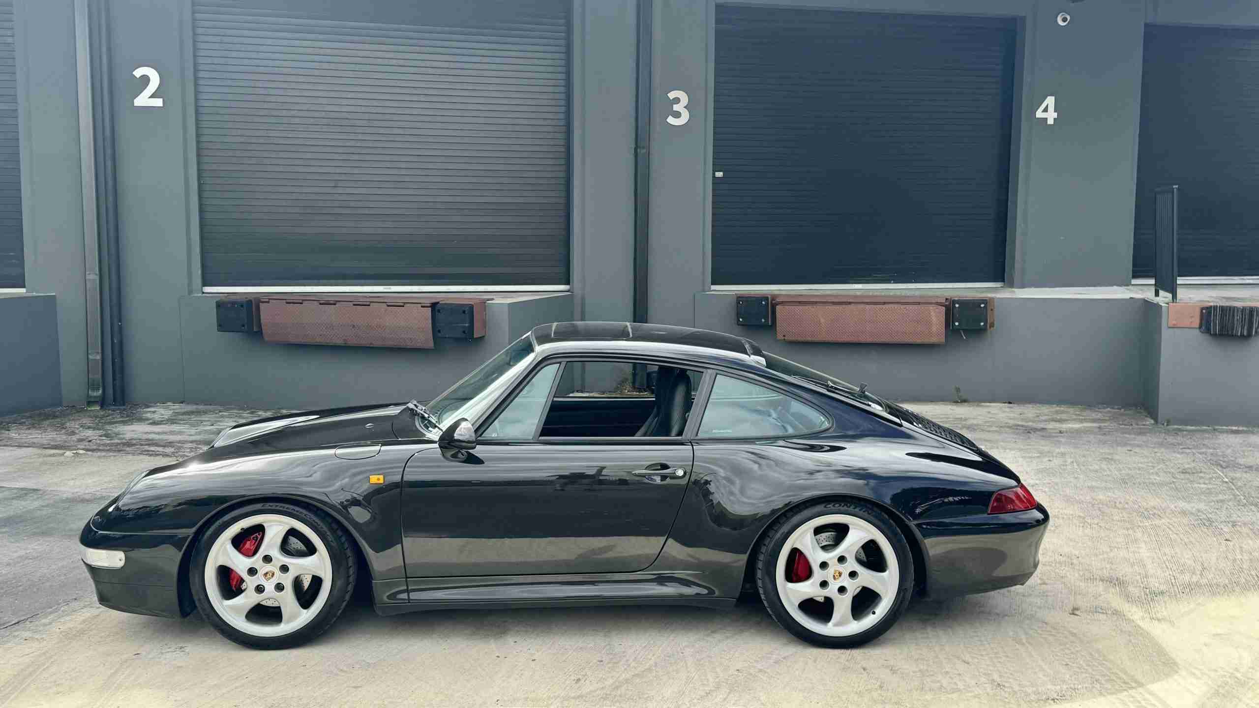 1997 Porsche 911 993 Carrera S Euro – 64k Miles – 6 Speed Manual – Bilstein Coil overs – Porsche Classic Radio full