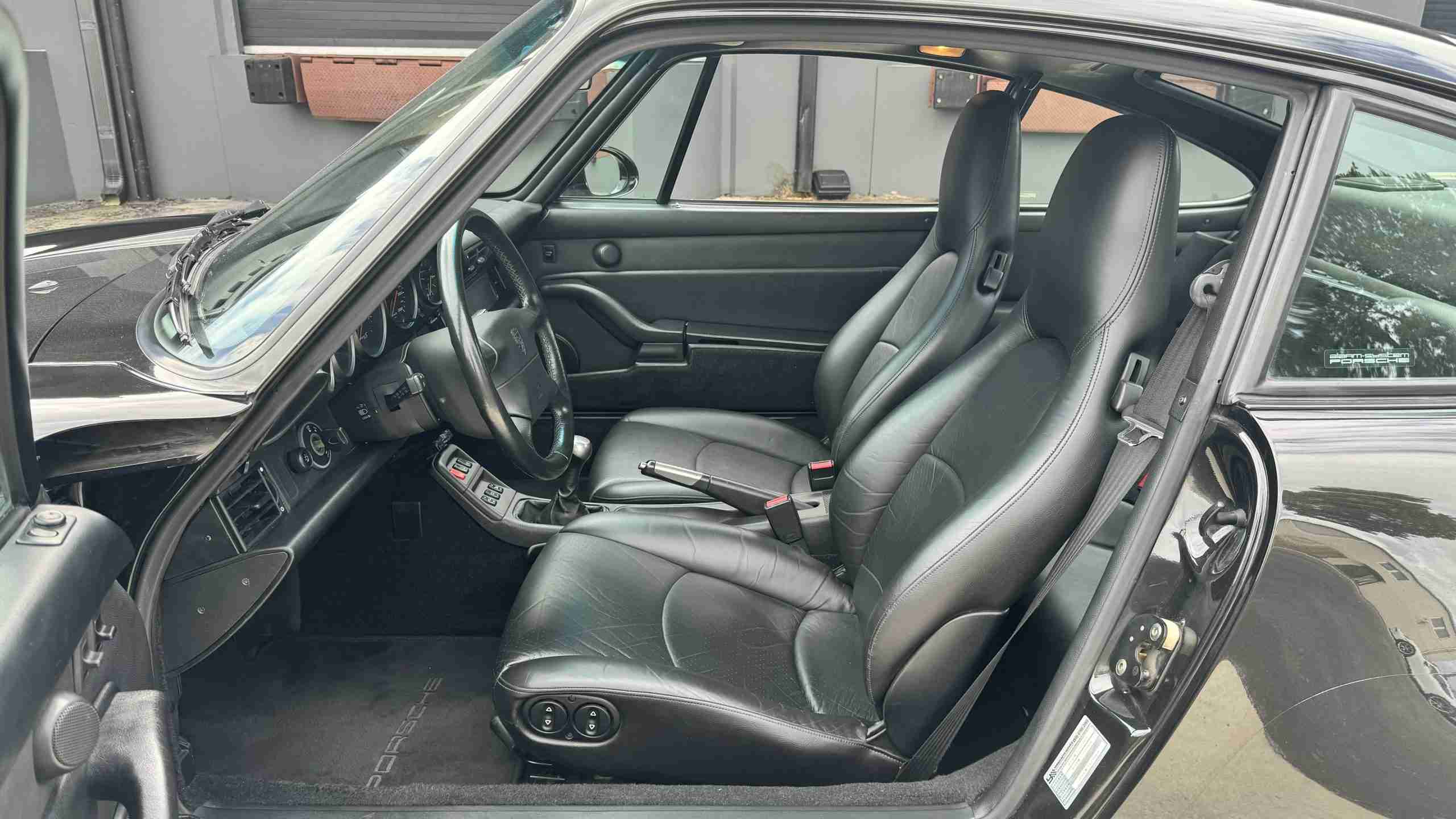 1997 Porsche 911 993 Carrera S Euro – 64k Miles – 6 Speed Manual – Bilstein Coil overs – Porsche Classic Radio full