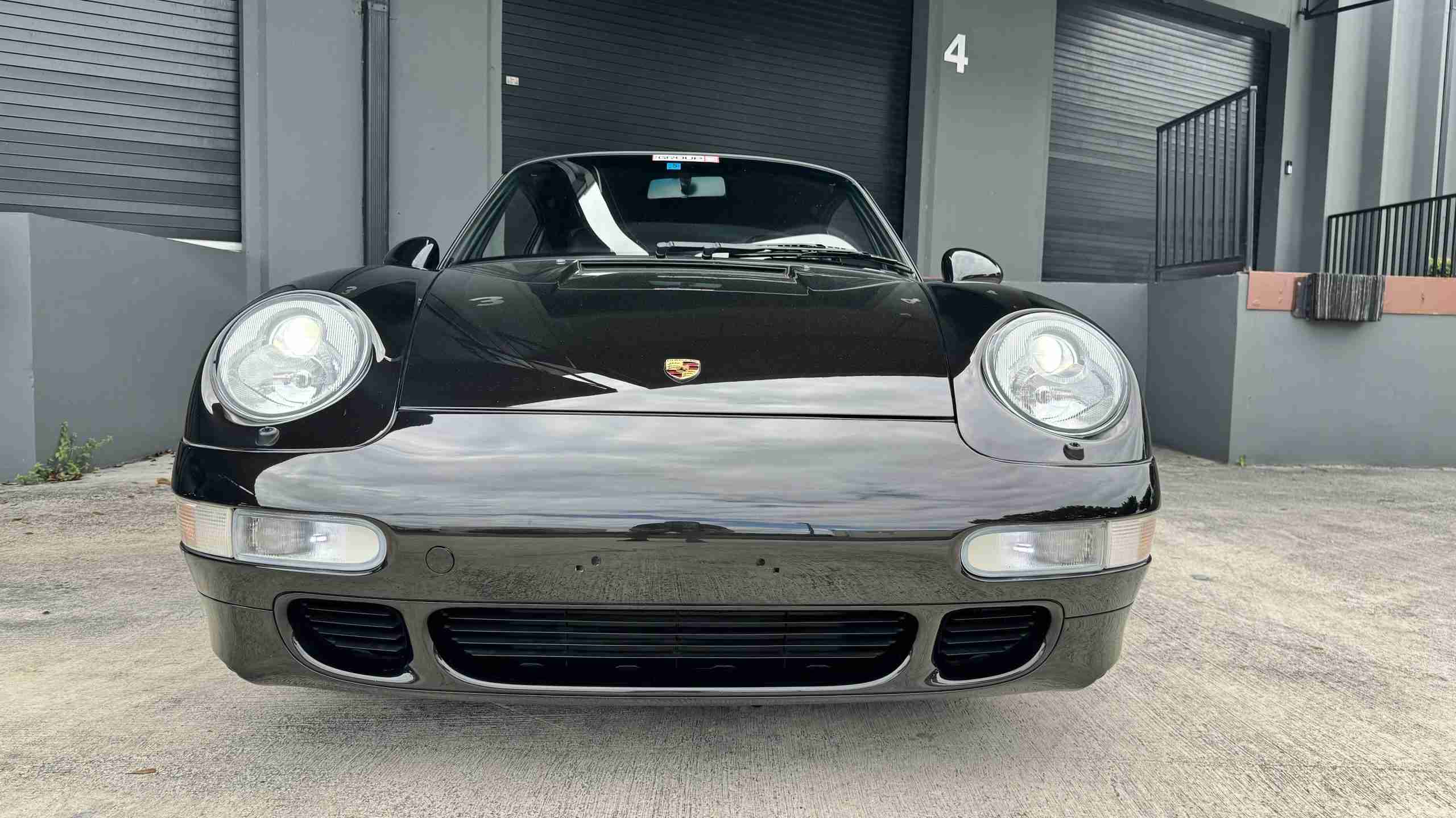 1997 Porsche 911 993 Carrera S Euro – 64k Miles – 6 Speed Manual – Bilstein Coil overs – Porsche Classic Radio full