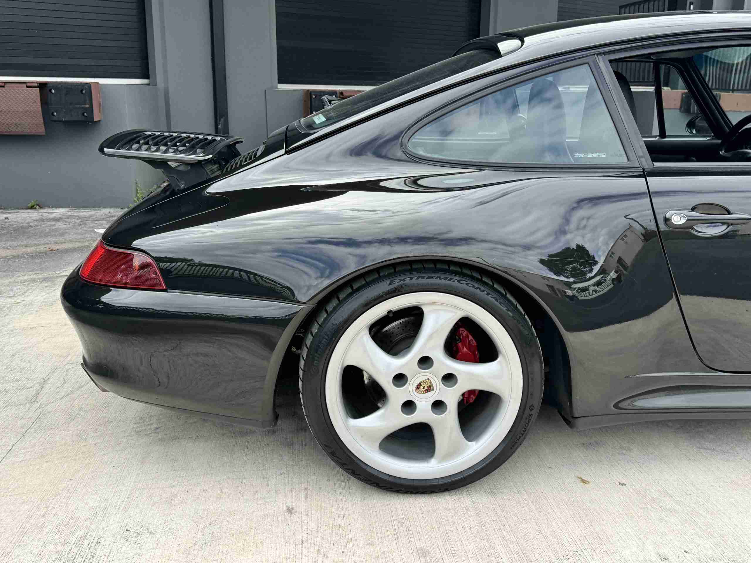 1997 Porsche 911 993 Carrera S Euro – 64k Miles – 6 Speed Manual – Bilstein Coil overs – Porsche Classic Radio full