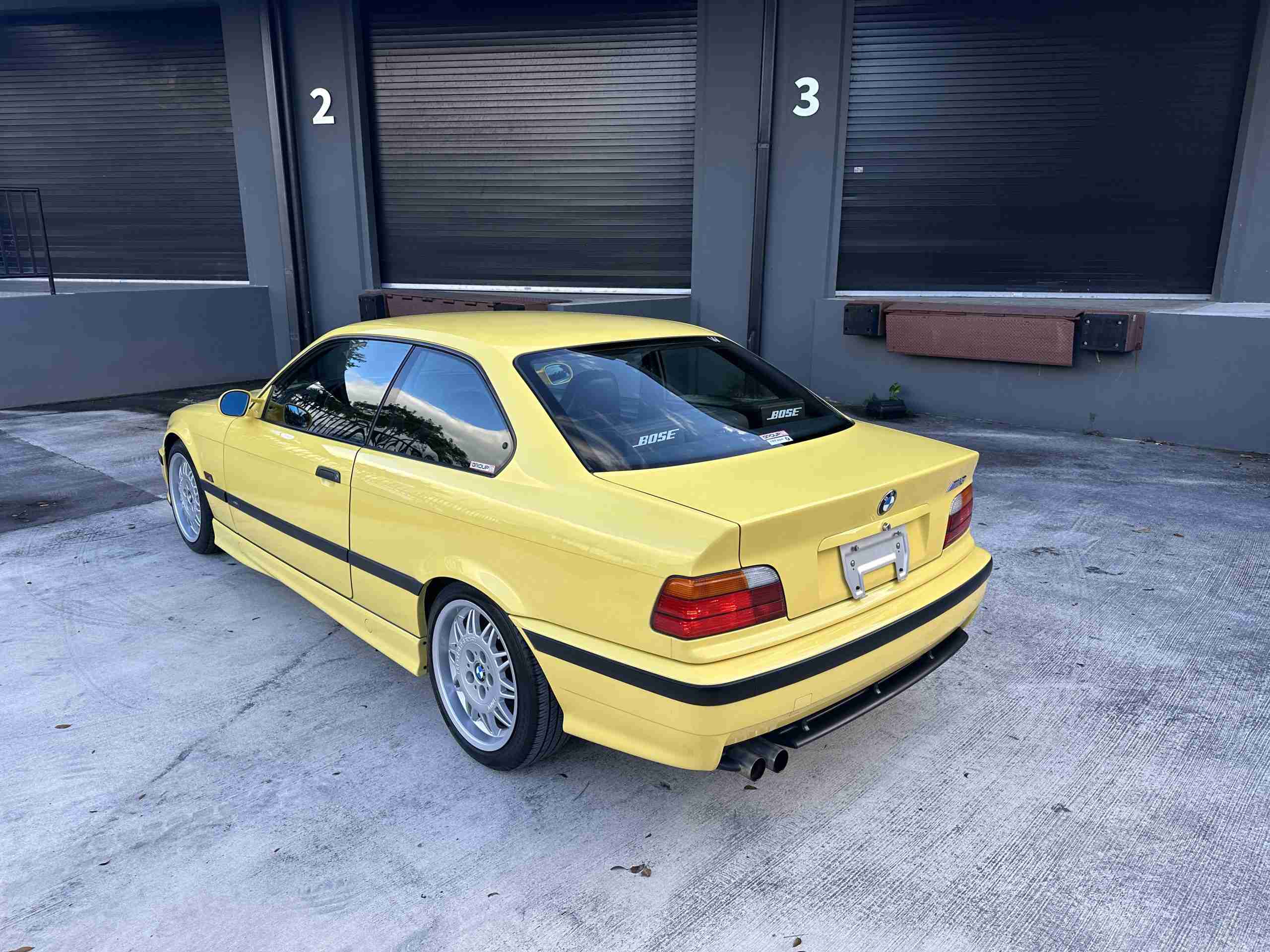 1994 BMW M3 – Euro Spec E36 – Original Dakar Yellow – 286hp – M Rain Interior – Slicktop full