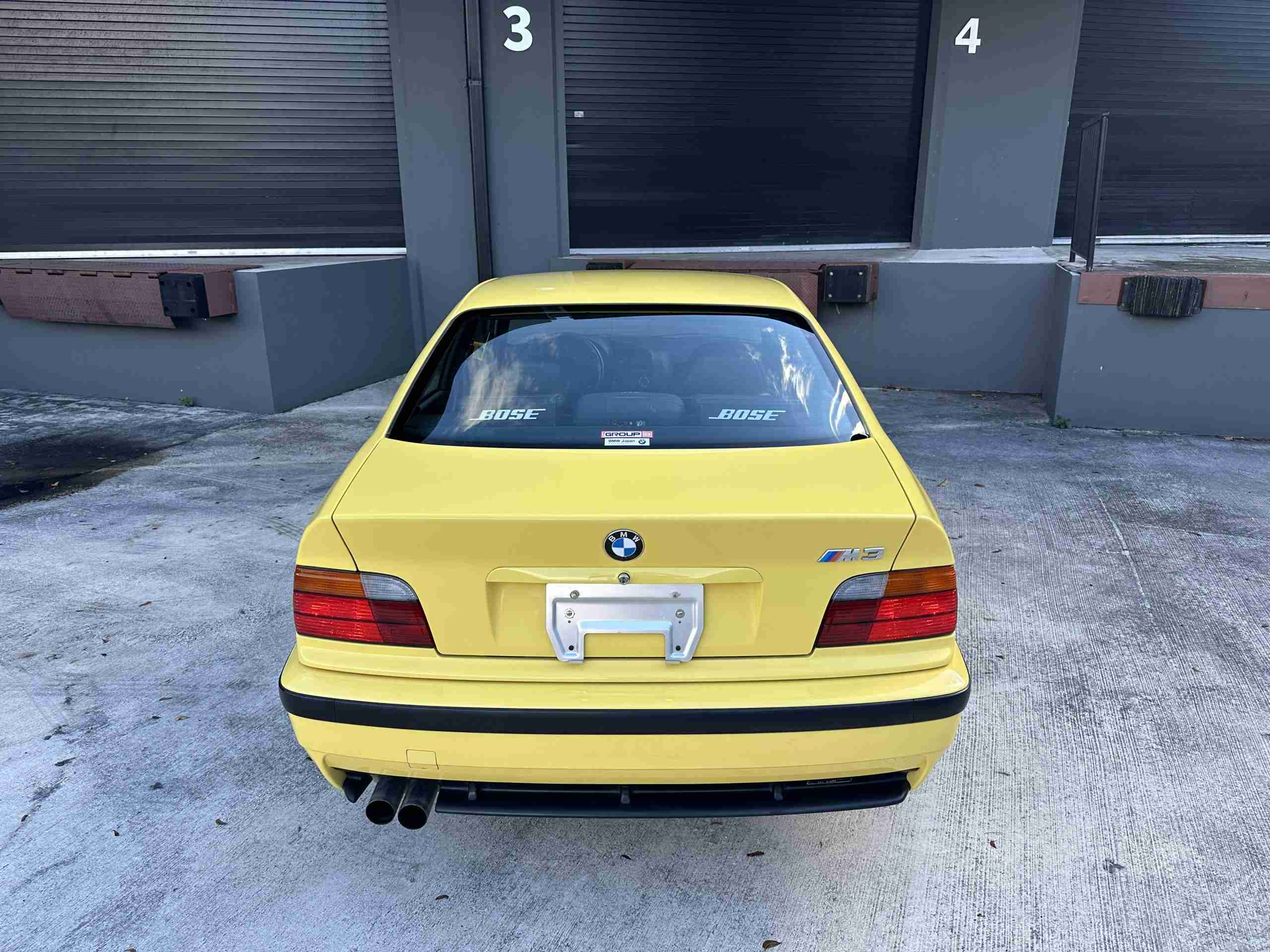 1994 BMW M3 – Euro Spec E36 – Original Dakar Yellow – 286hp – M Rain Interior – Slicktop full