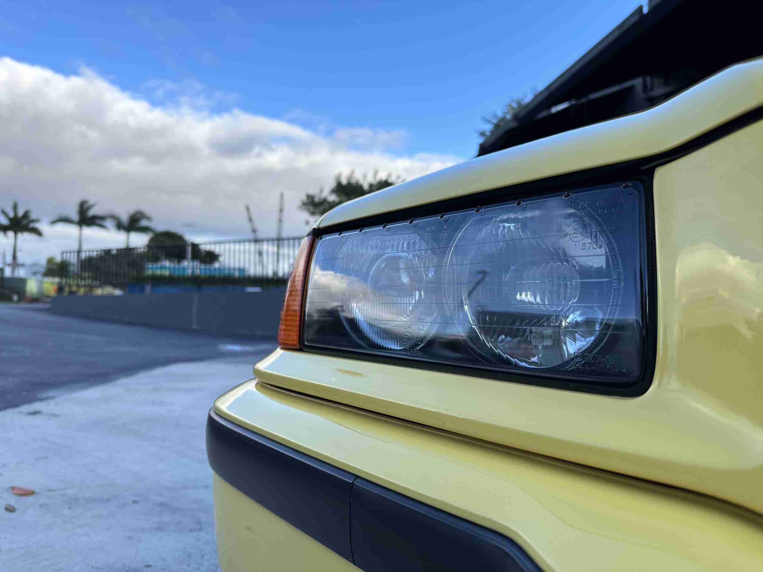 1994 BMW M3 – Euro Spec E36 – Original Dakar Yellow – 286hp – M Rain Interior – Slicktop full