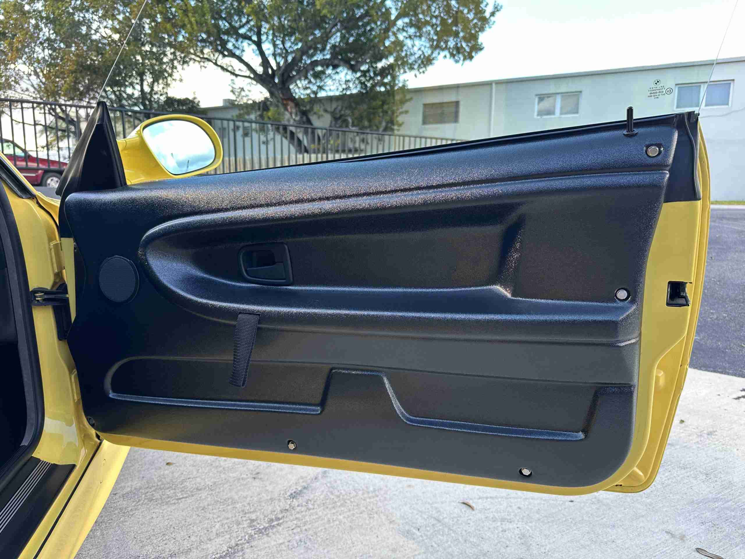 1994 BMW M3 – Euro Spec E36 – Original Dakar Yellow – 286hp – M Rain Interior – Slicktop full