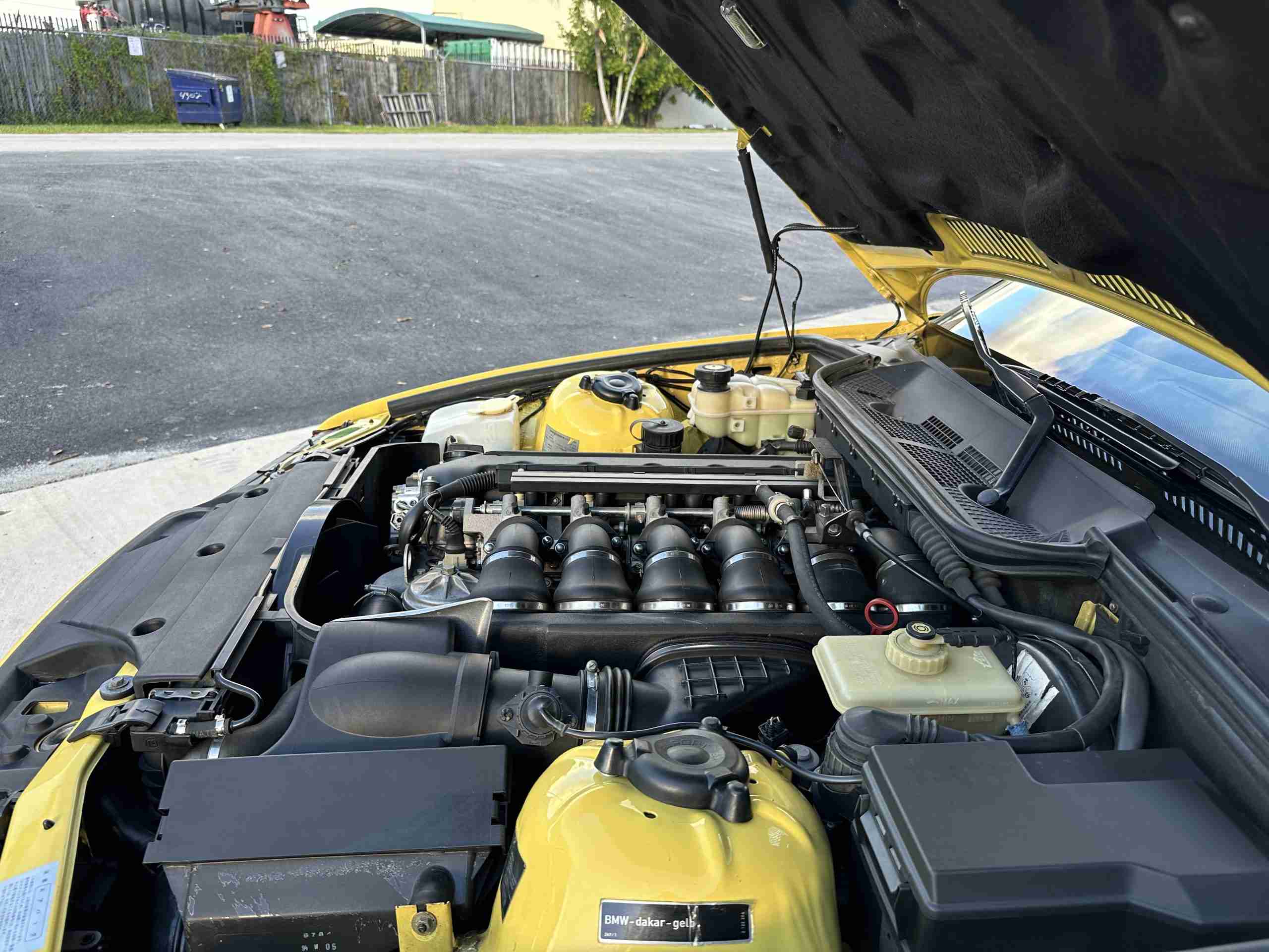 1994 BMW M3 – Euro Spec E36 – Original Dakar Yellow – 286hp – M Rain Interior – Slicktop full