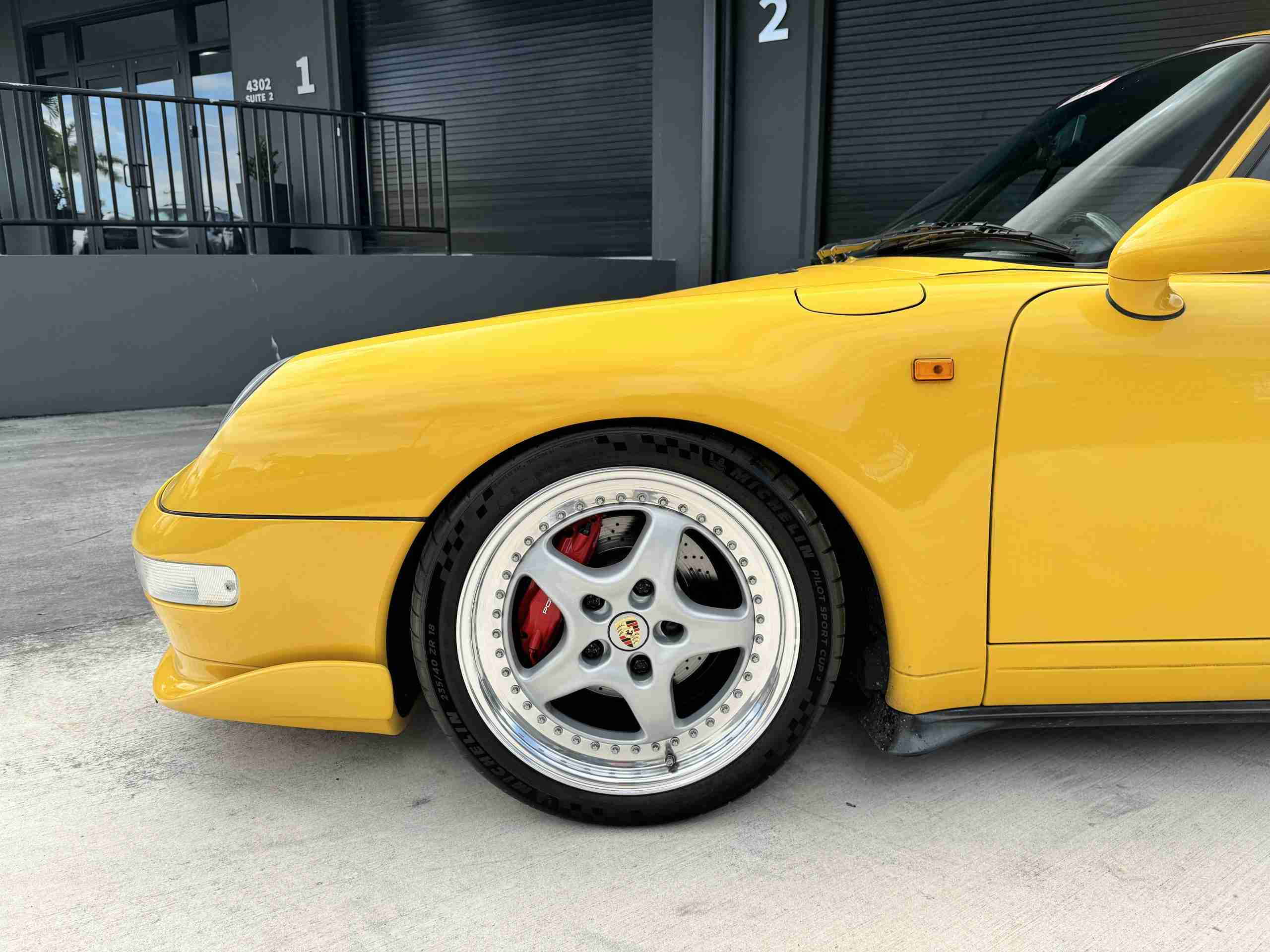 1996 Porsche 911 993 Carrera RS Clubsport Trubute SPEED YELLOW- 41K Miles – 6 Speed Manual – Porsche Exclusive Carbon- No Sunroof full