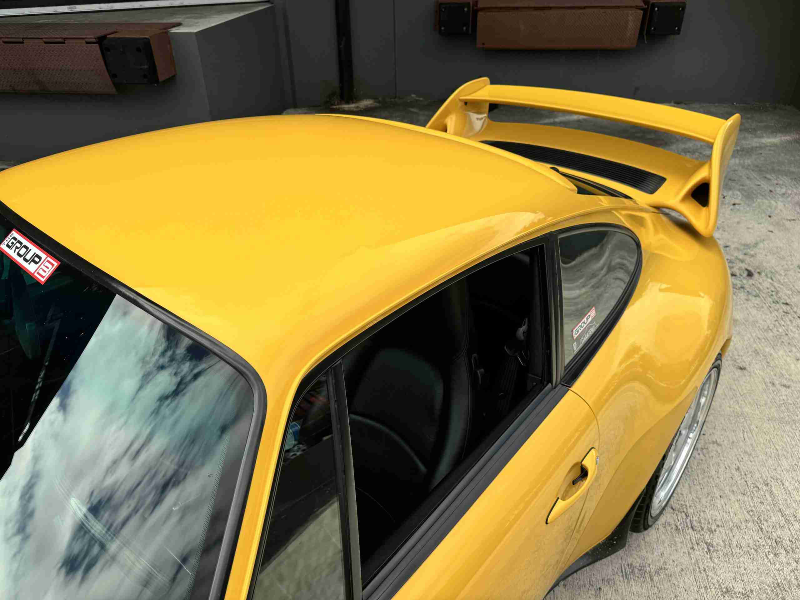 1996 Porsche 911 993 Carrera RS Clubsport Trubute SPEED YELLOW- 41K Miles – 6 Speed Manual – Porsche Exclusive Carbon- No Sunroof full