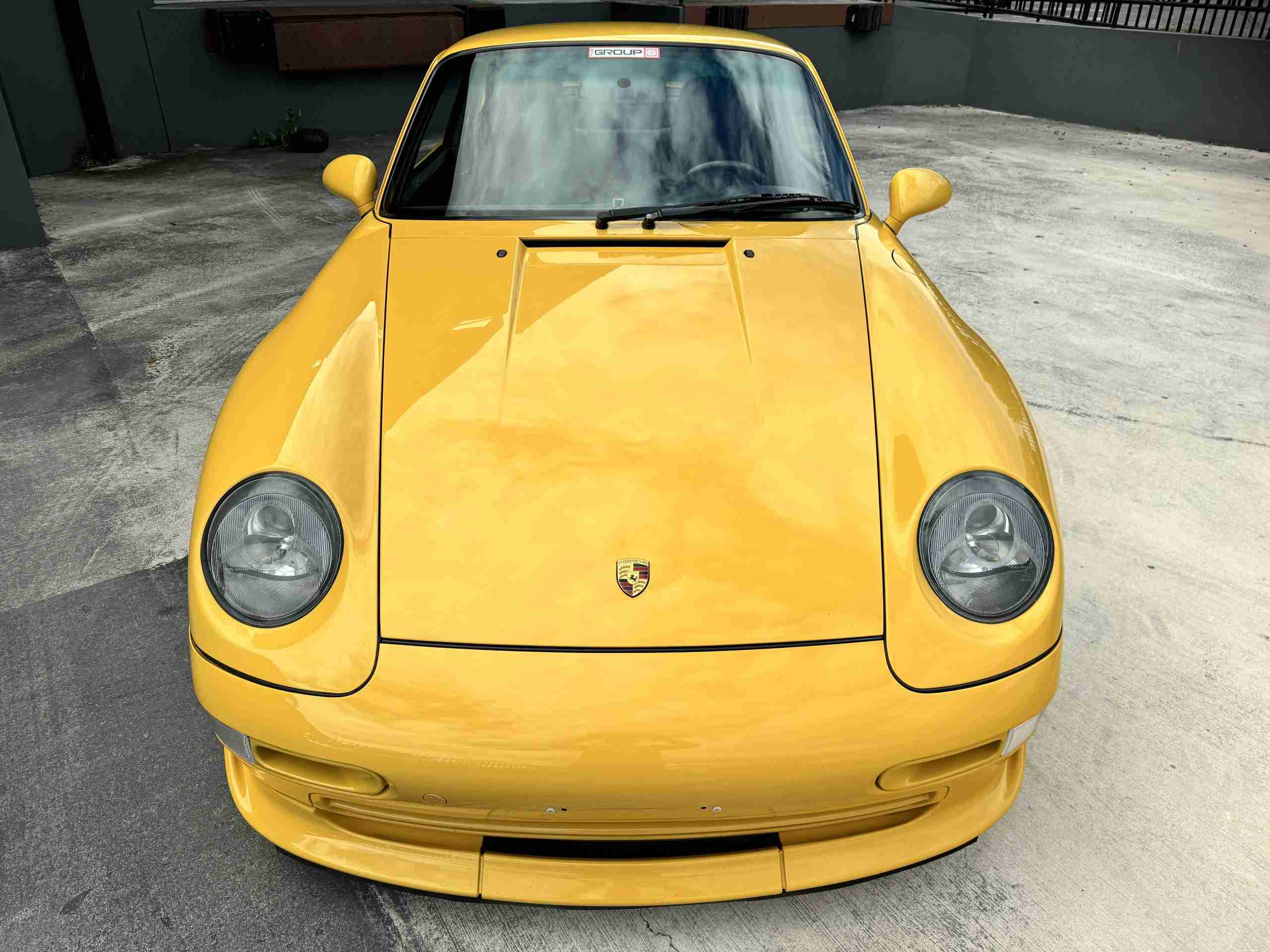 1996 Porsche 911 993 Carrera RS Clubsport Trubute SPEED YELLOW- 41K Miles – 6 Speed Manual – Porsche Exclusive Carbon- No Sunroof full