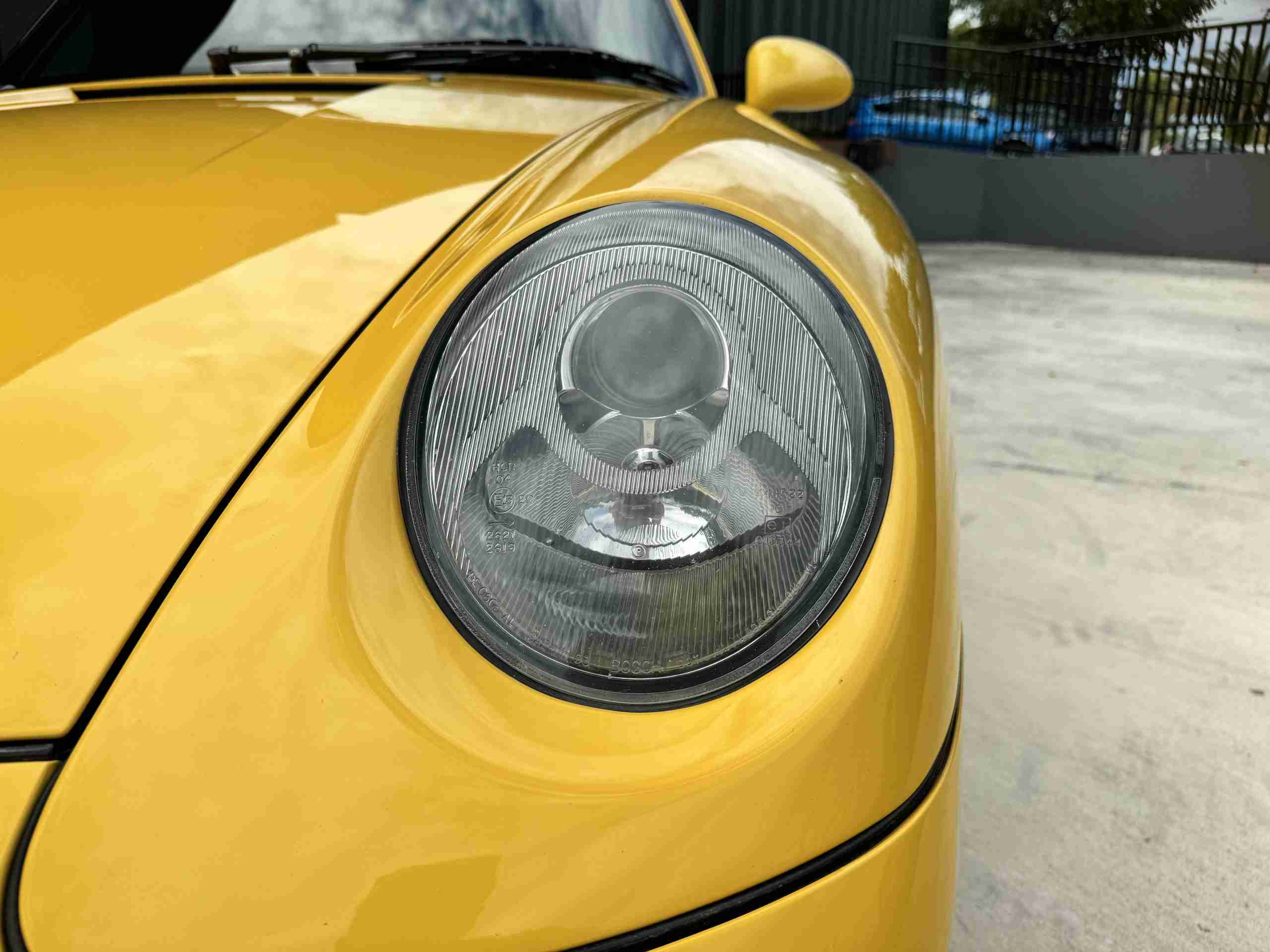 1996 Porsche 911 993 Carrera RS Clubsport Trubute SPEED YELLOW- 41K Miles – 6 Speed Manual – Porsche Exclusive Carbon- No Sunroof full