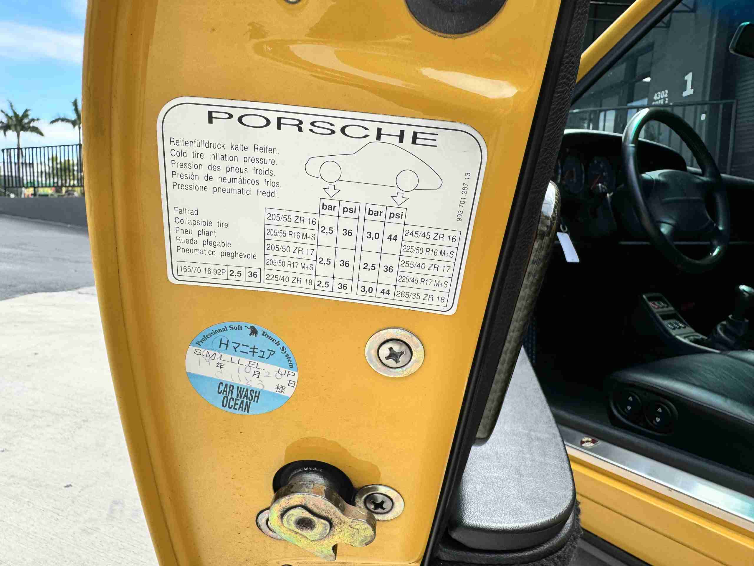 1996 Porsche 911 993 Carrera RS Clubsport Trubute SPEED YELLOW- 41K Miles – 6 Speed Manual – Porsche Exclusive Carbon- No Sunroof full