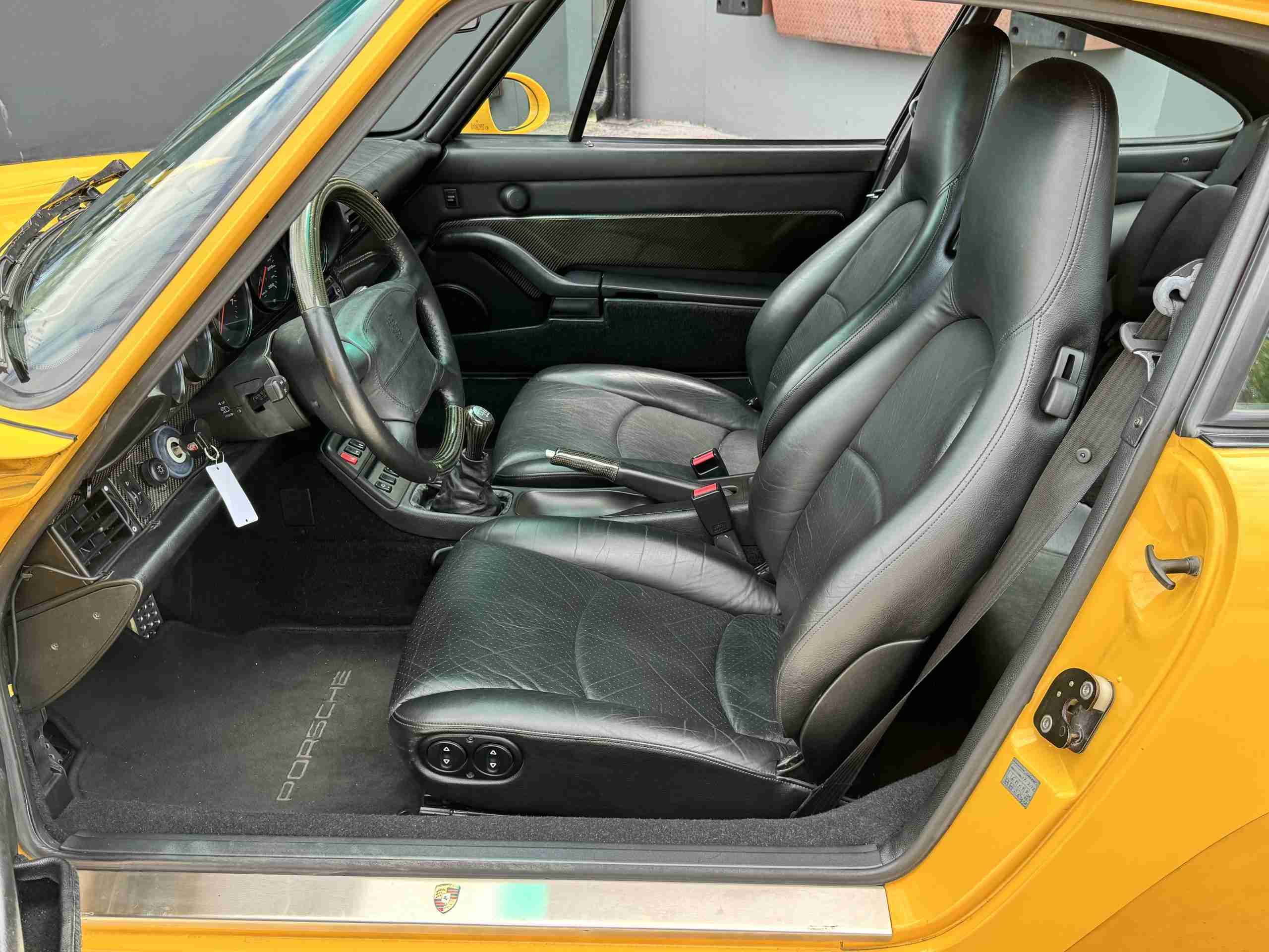 1996 Porsche 911 993 Carrera RS Clubsport Trubute SPEED YELLOW- 41K Miles – 6 Speed Manual – Porsche Exclusive Carbon- No Sunroof full