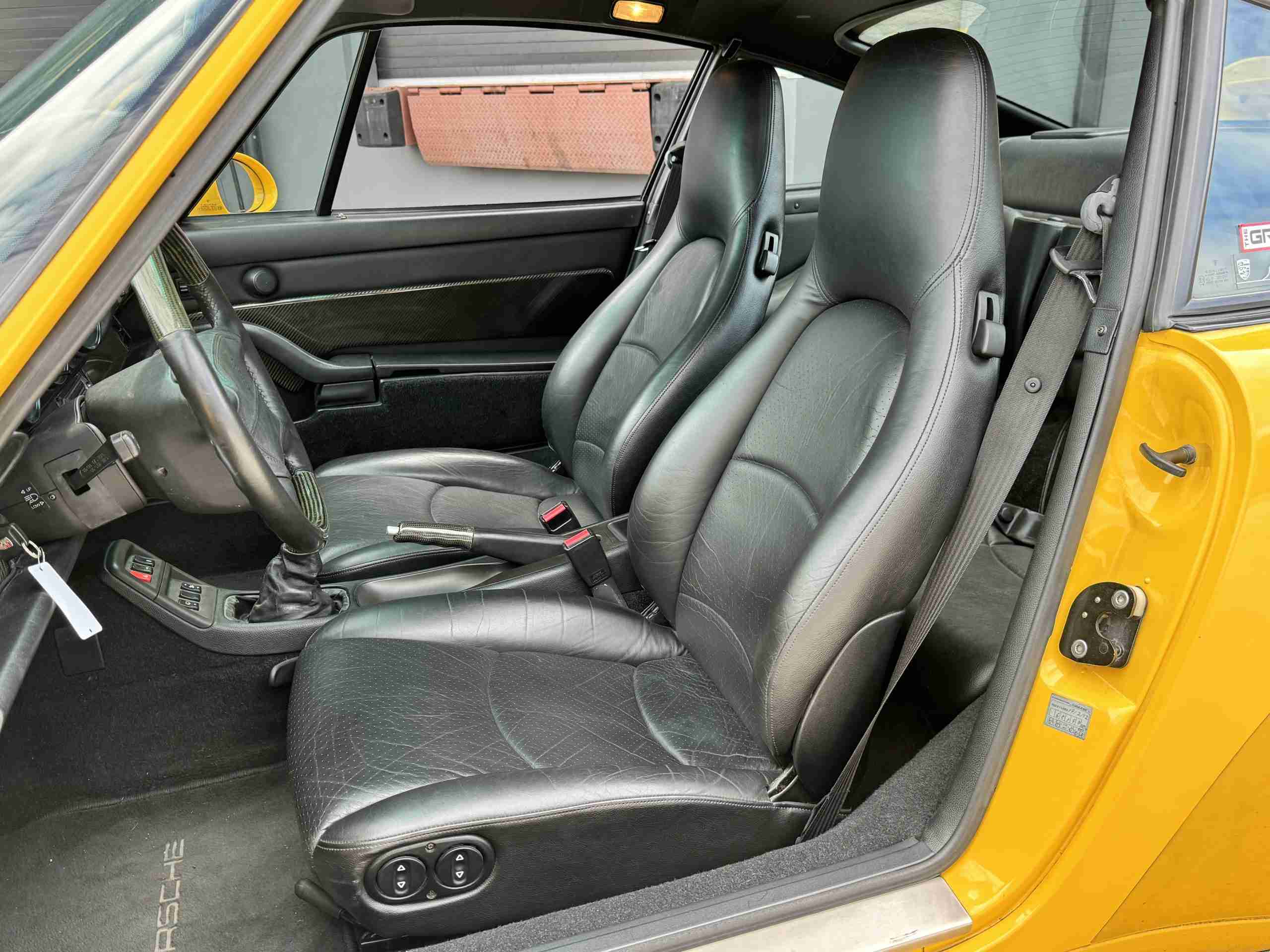 1996 Porsche 911 993 Carrera RS Clubsport Trubute SPEED YELLOW- 41K Miles – 6 Speed Manual – Porsche Exclusive Carbon- No Sunroof full