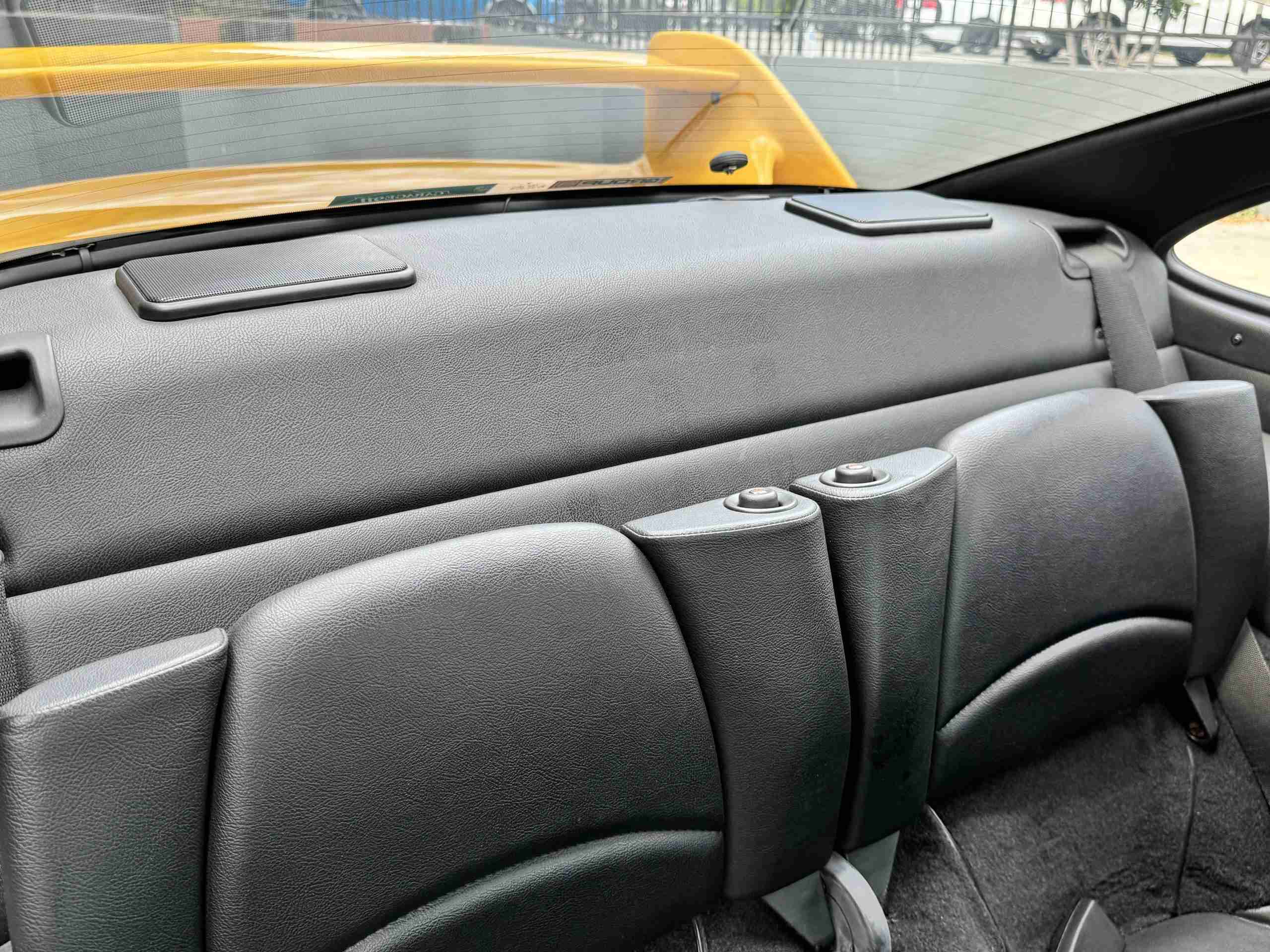 1996 Porsche 911 993 Carrera RS Clubsport Trubute SPEED YELLOW- 41K Miles – 6 Speed Manual – Porsche Exclusive Carbon- No Sunroof full