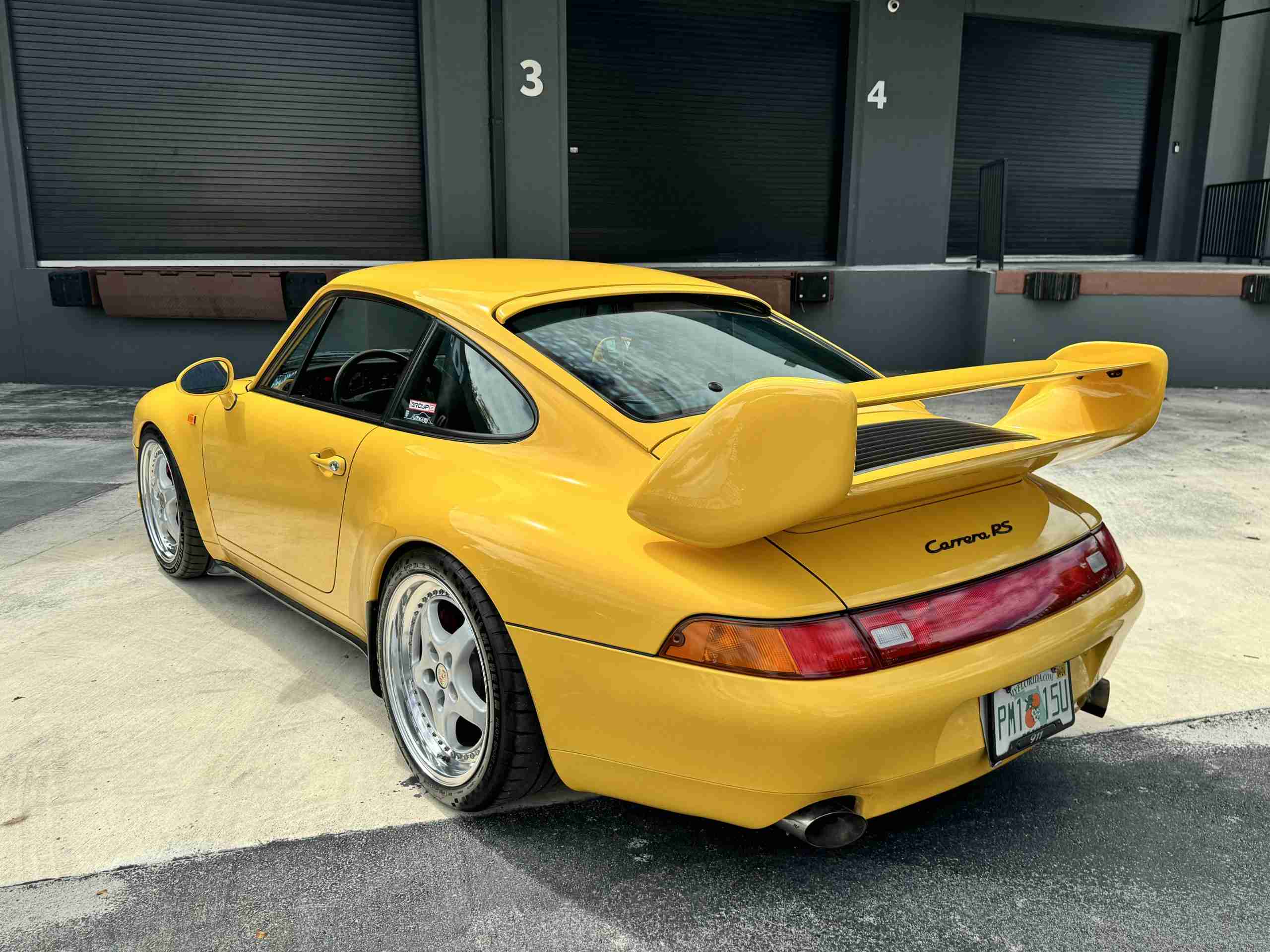 1996 Porsche 911 993 Carrera RS Clubsport Trubute SPEED YELLOW- 41K Miles – 6 Speed Manual – Porsche Exclusive Carbon- No Sunroof full