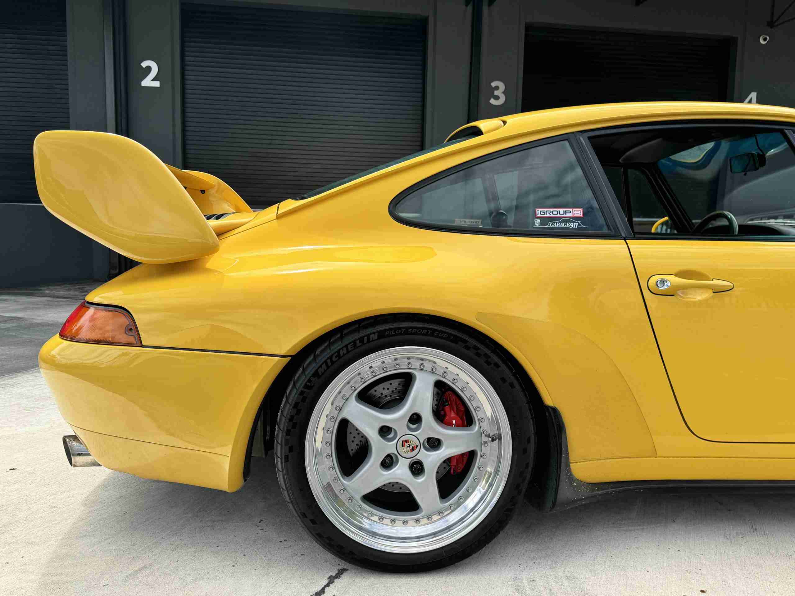 1996 Porsche 911 993 Carrera RS Clubsport Trubute SPEED YELLOW- 41K Miles – 6 Speed Manual – Porsche Exclusive Carbon- No Sunroof full