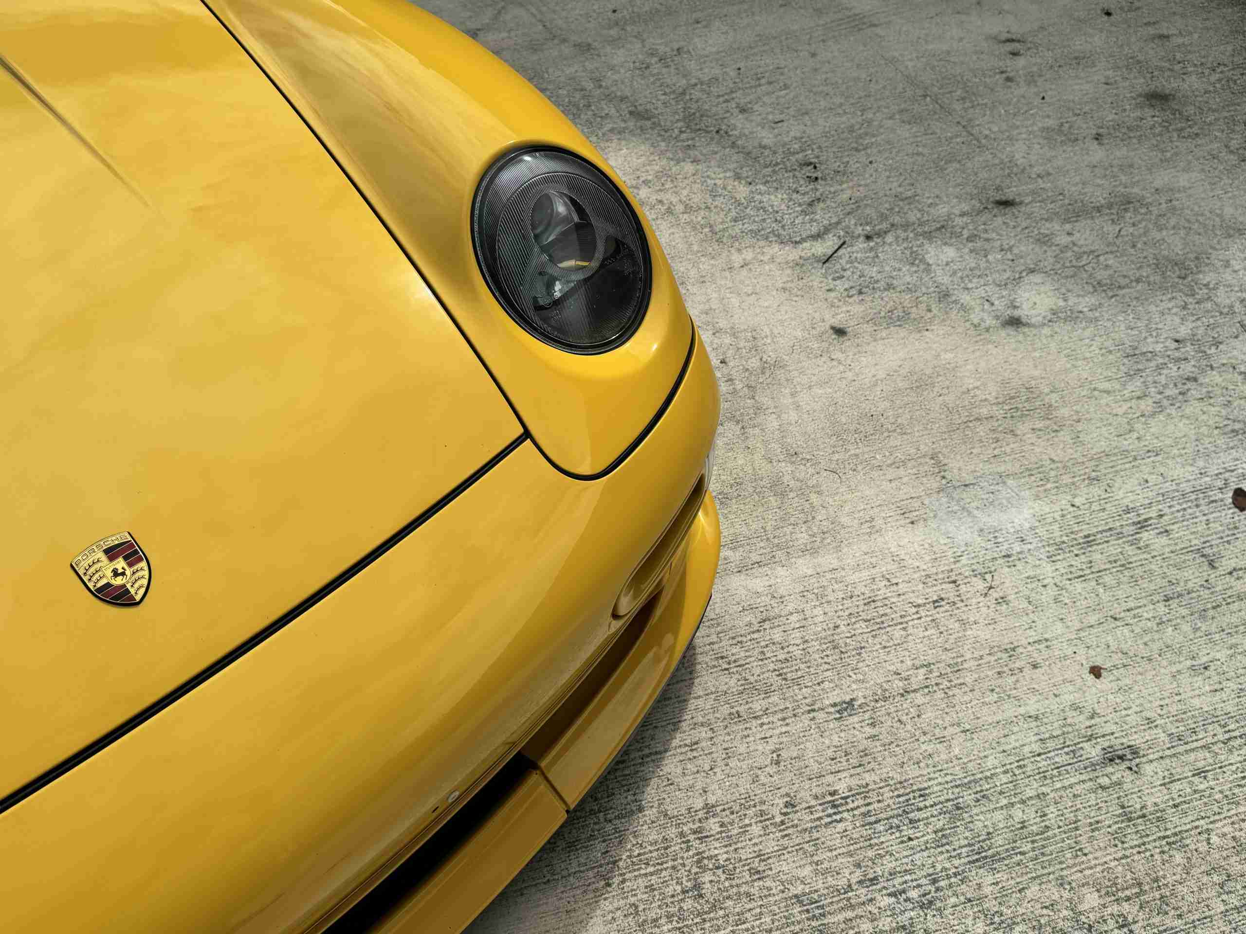 1996 Porsche 911 993 Carrera RS Clubsport Trubute SPEED YELLOW- 41K Miles – 6 Speed Manual – Porsche Exclusive Carbon- No Sunroof full