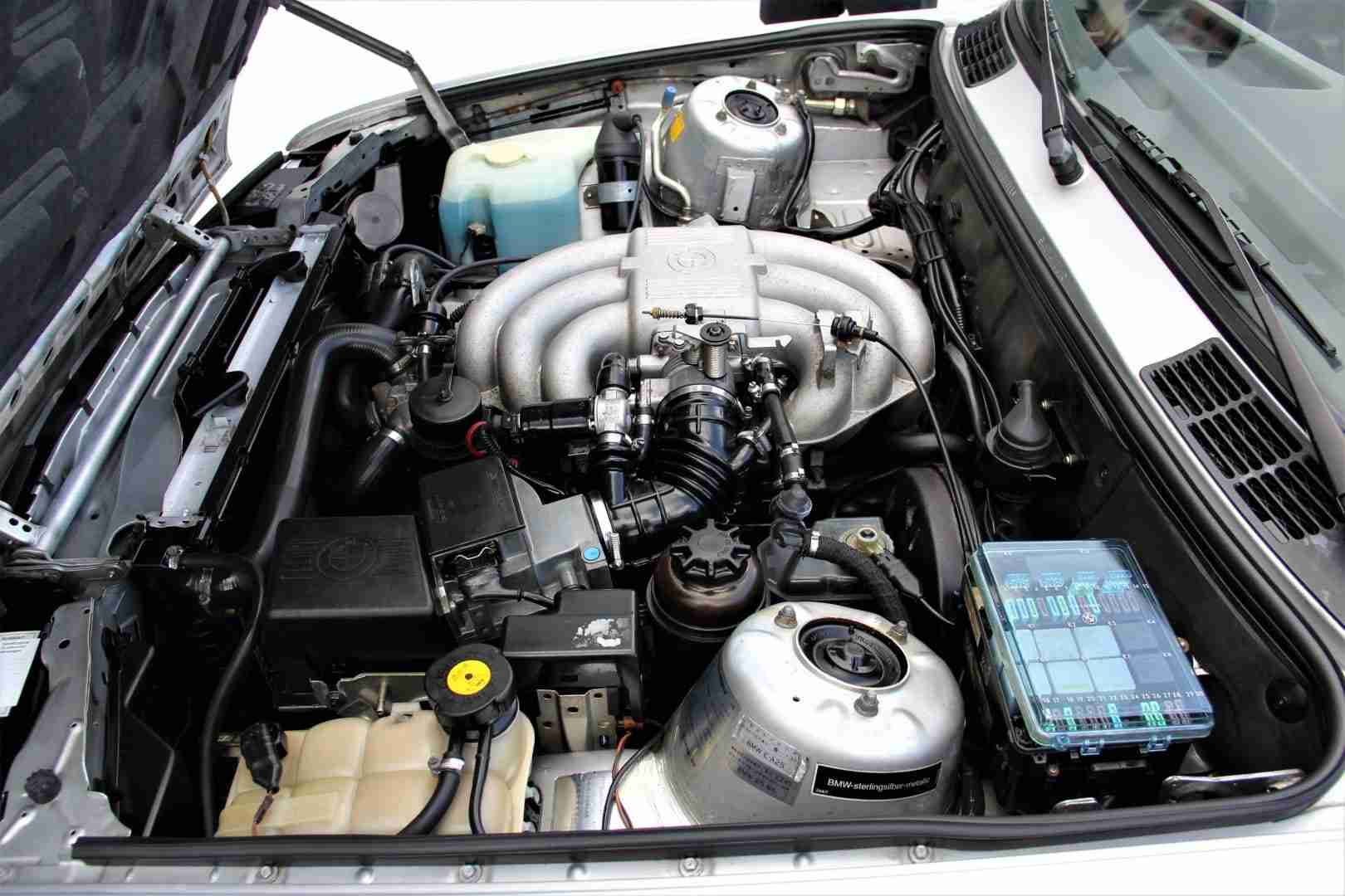 1991 BMW E30 325i Euro M tech 2 Slicktop Factory 2 Tone-5 Speed manual-86k Miles-BBS RS Wheels – Well Preserved full