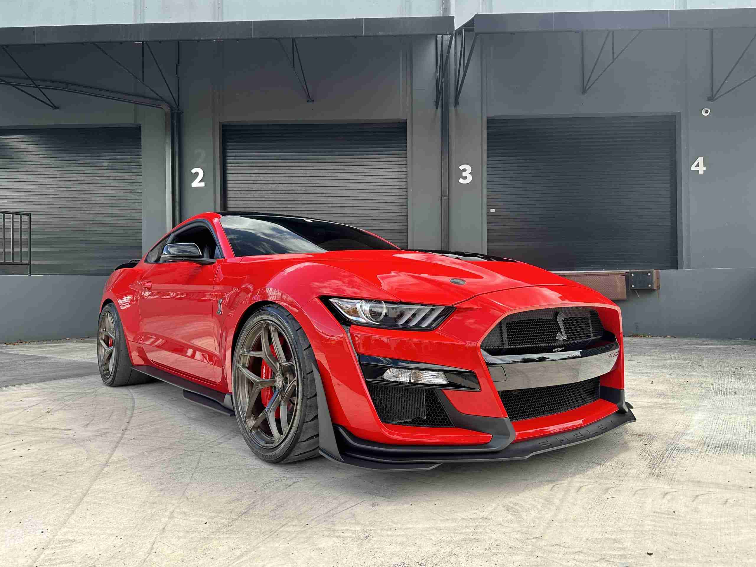 2020 Ford Mustang Shelby GT500 – 15k miles – 1000HP full