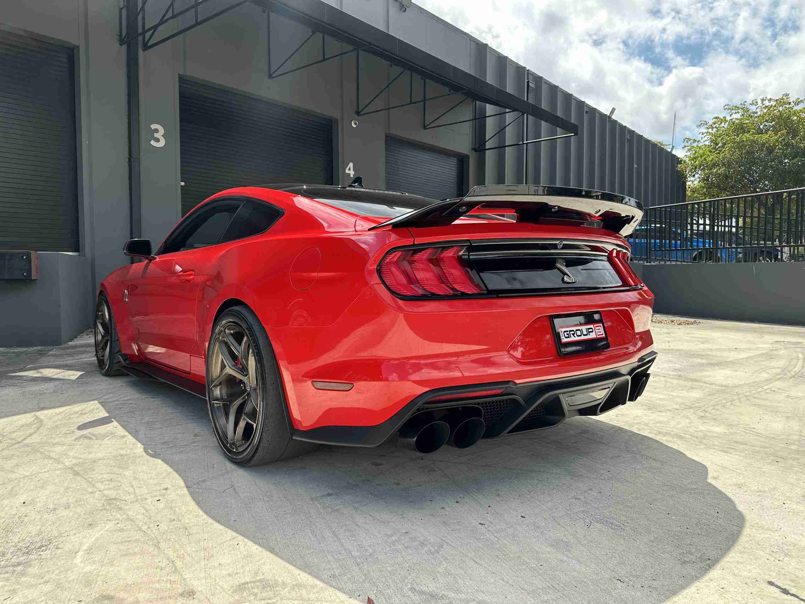 2020 Ford Mustang Shelby GT500 – 15k miles – 1000HP full