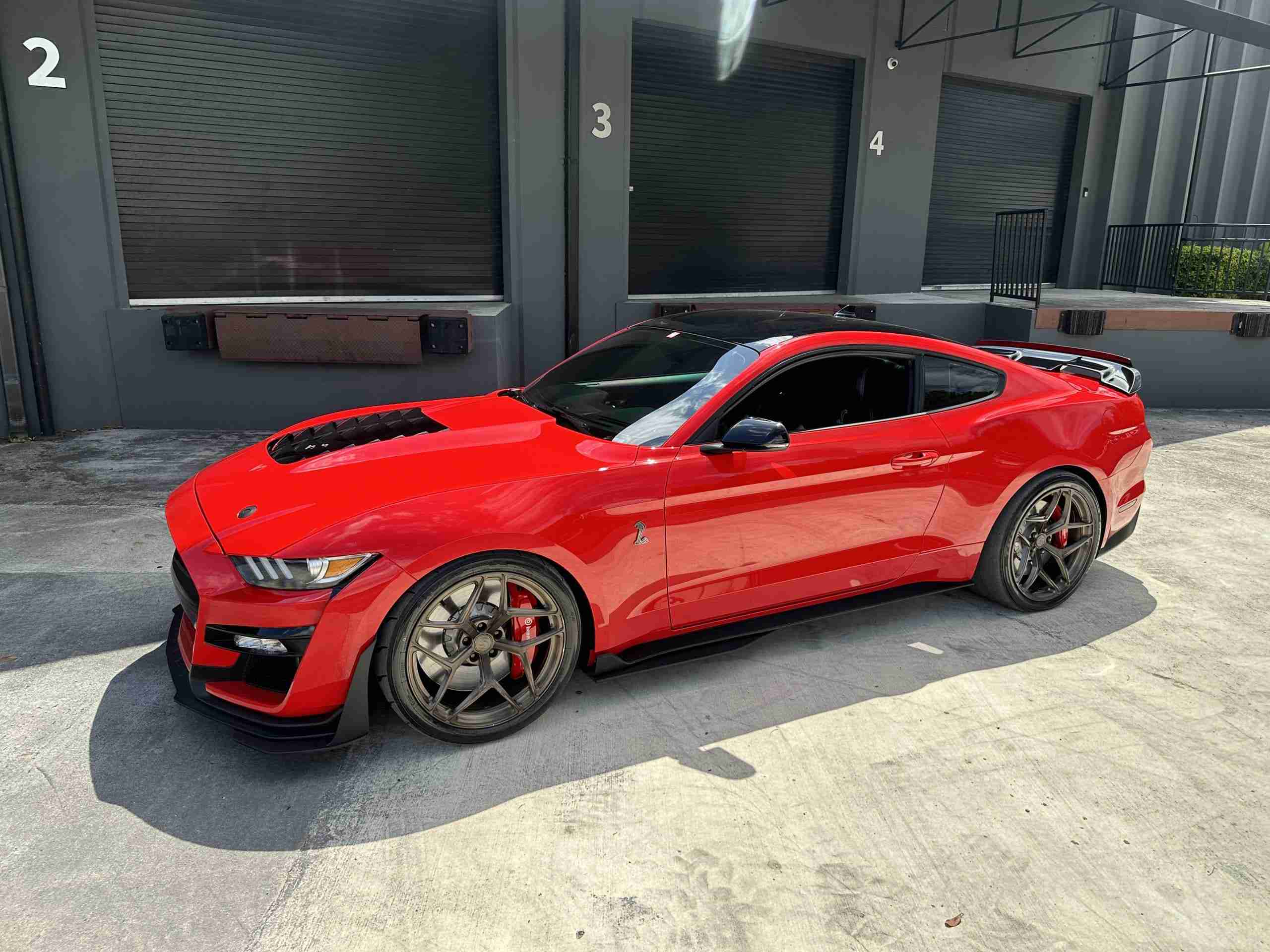 2020 Ford Mustang Shelby GT500 – 15k miles – 1000HP full