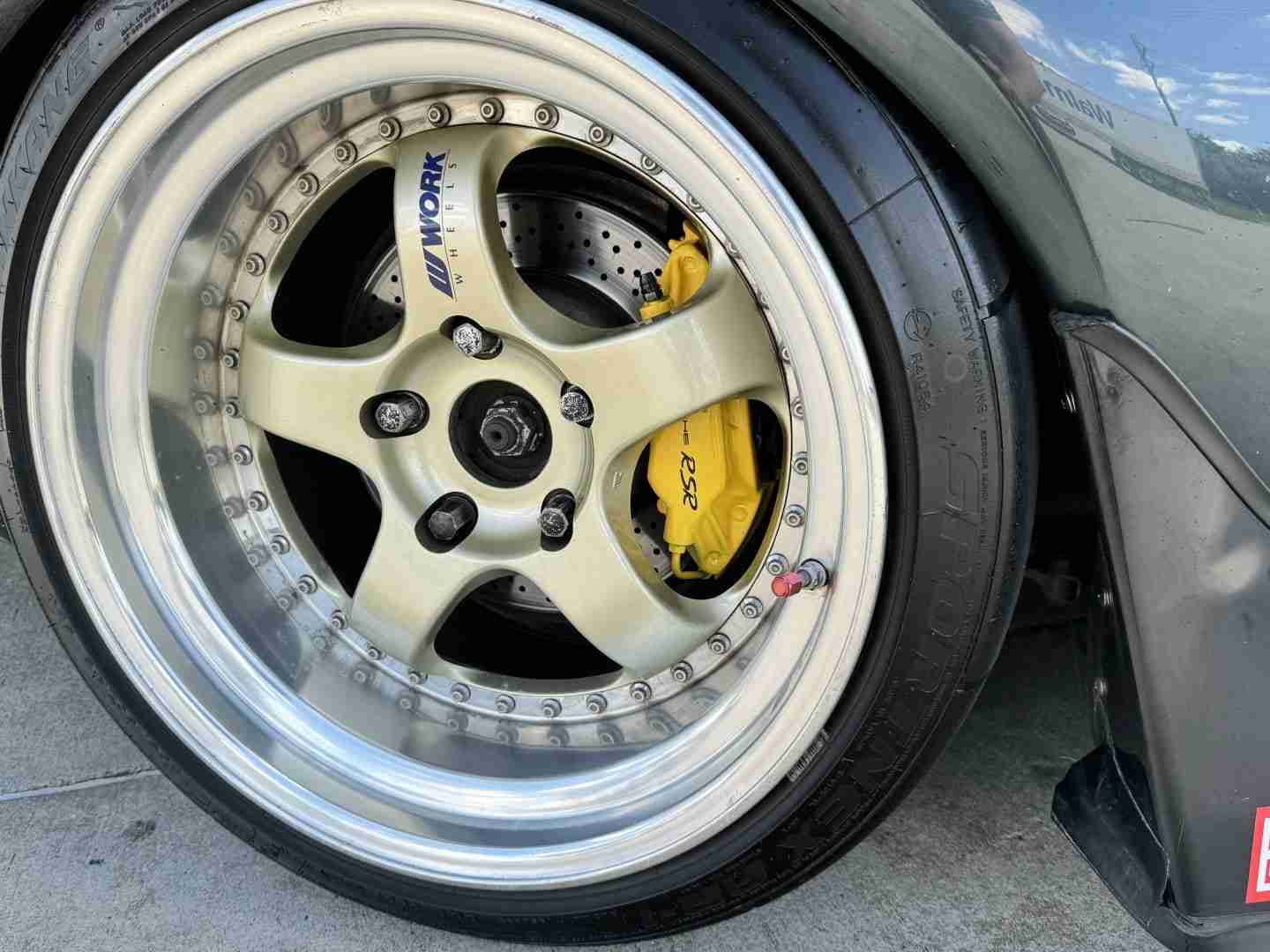 1994 Porsche 911 993 IDLERS GT2 WIDE BODY 56k Miles – 6 Speed – Quantum Coilovers – Big Brakes – Kevlar Seats – AC/ PS full