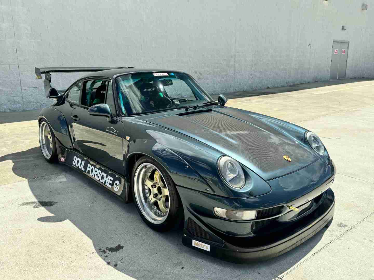1994 Porsche 911 993 IDLERS GT2 WIDE BODY 56k Miles – 6 Speed – Quantum Coilovers – Big Brakes – Kevlar Seats – AC/ PS full