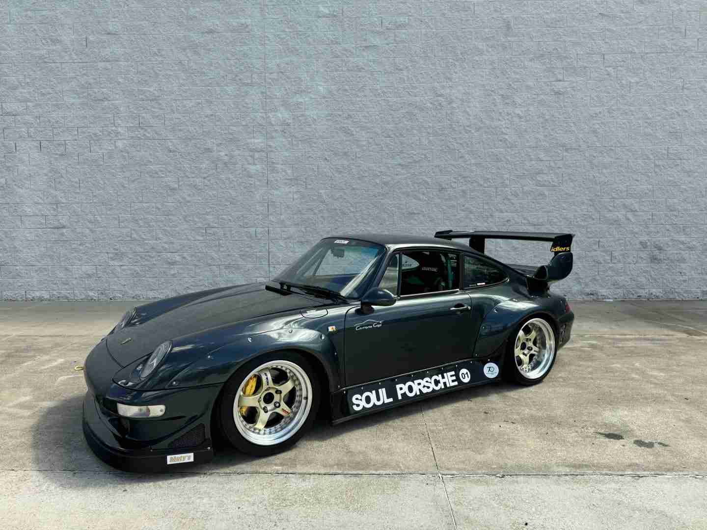 1994 Porsche 911 993 IDLERS GT2 WIDE BODY 56k Miles – 6 Speed – Quantum Coilovers – Big Brakes – Kevlar Seats – AC/ PS full