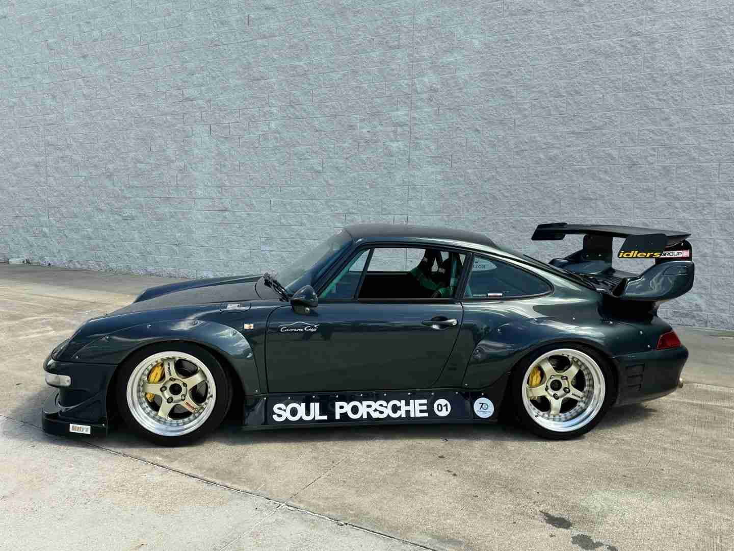 1994 Porsche 911 993 IDLERS GT2 WIDE BODY 56k Miles – 6 Speed – Quantum Coilovers – Big Brakes – Kevlar Seats – AC/ PS full