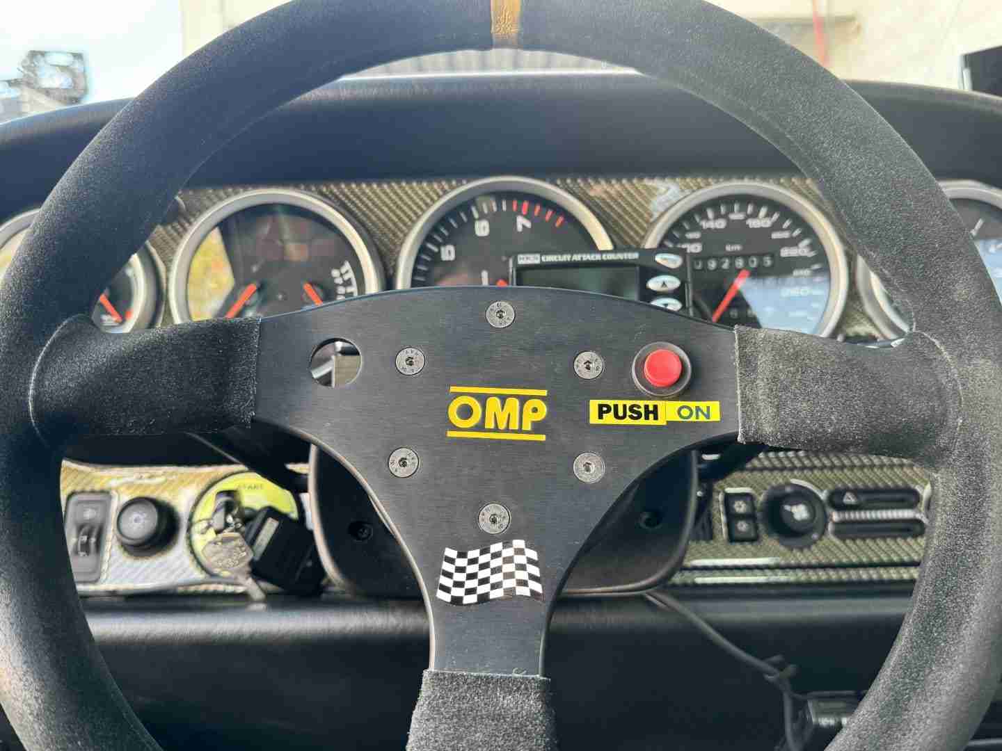 1994 Porsche 911 993 IDLERS GT2 WIDE BODY 56k Miles – 6 Speed – Quantum Coilovers – Big Brakes – Kevlar Seats – AC/ PS full