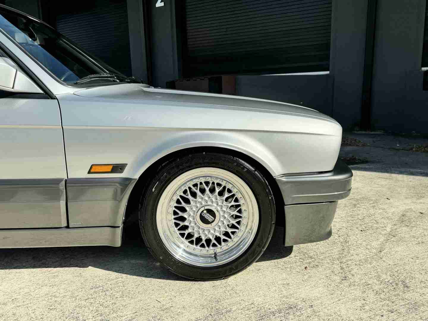 1991 BMW E30 325i Euro M tech 2 Slicktop Factory 2 Tone-5 Speed manual-86k Miles-BBS RS Wheels – Well Preserved full
