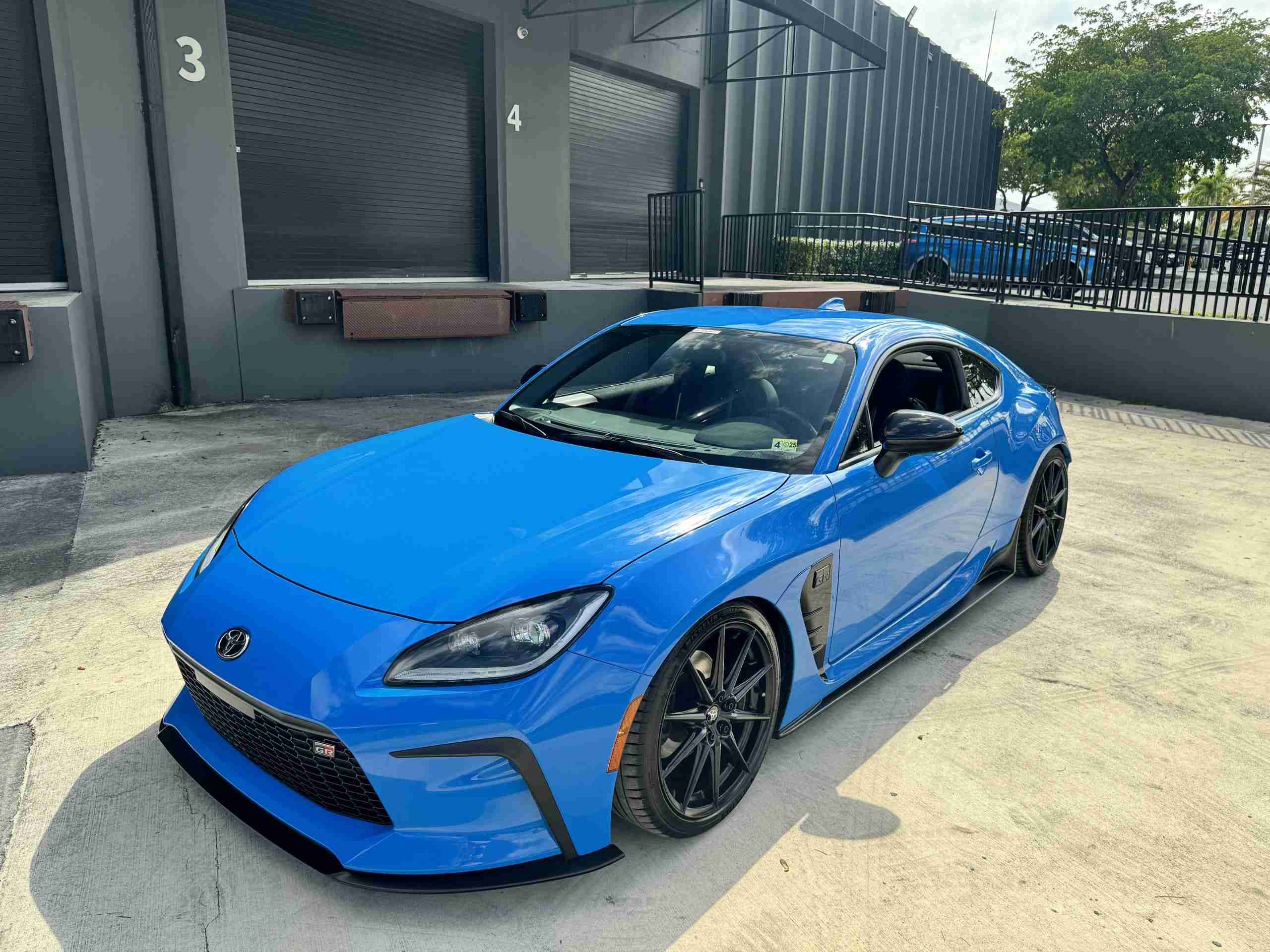 2023 Toyota 86 GR PREMIUM 1 owner Neptune blue – Coilovers – 13k miles – GR Performance exhaust -Like New full