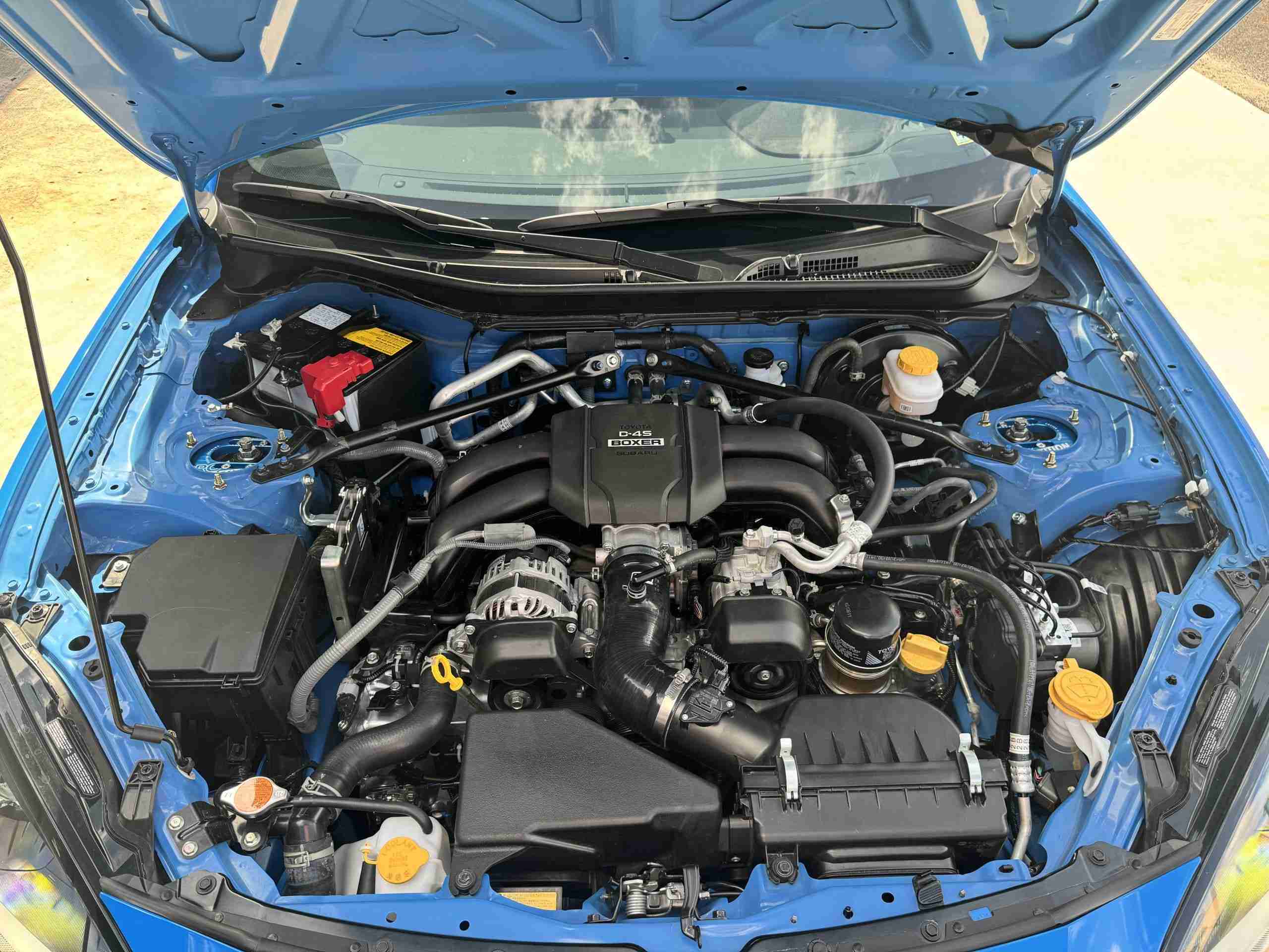 2023 Toyota 86 GR PREMIUM 1 owner Neptune blue – Coilovers – 13k miles – GR Performance exhaust -Like New full