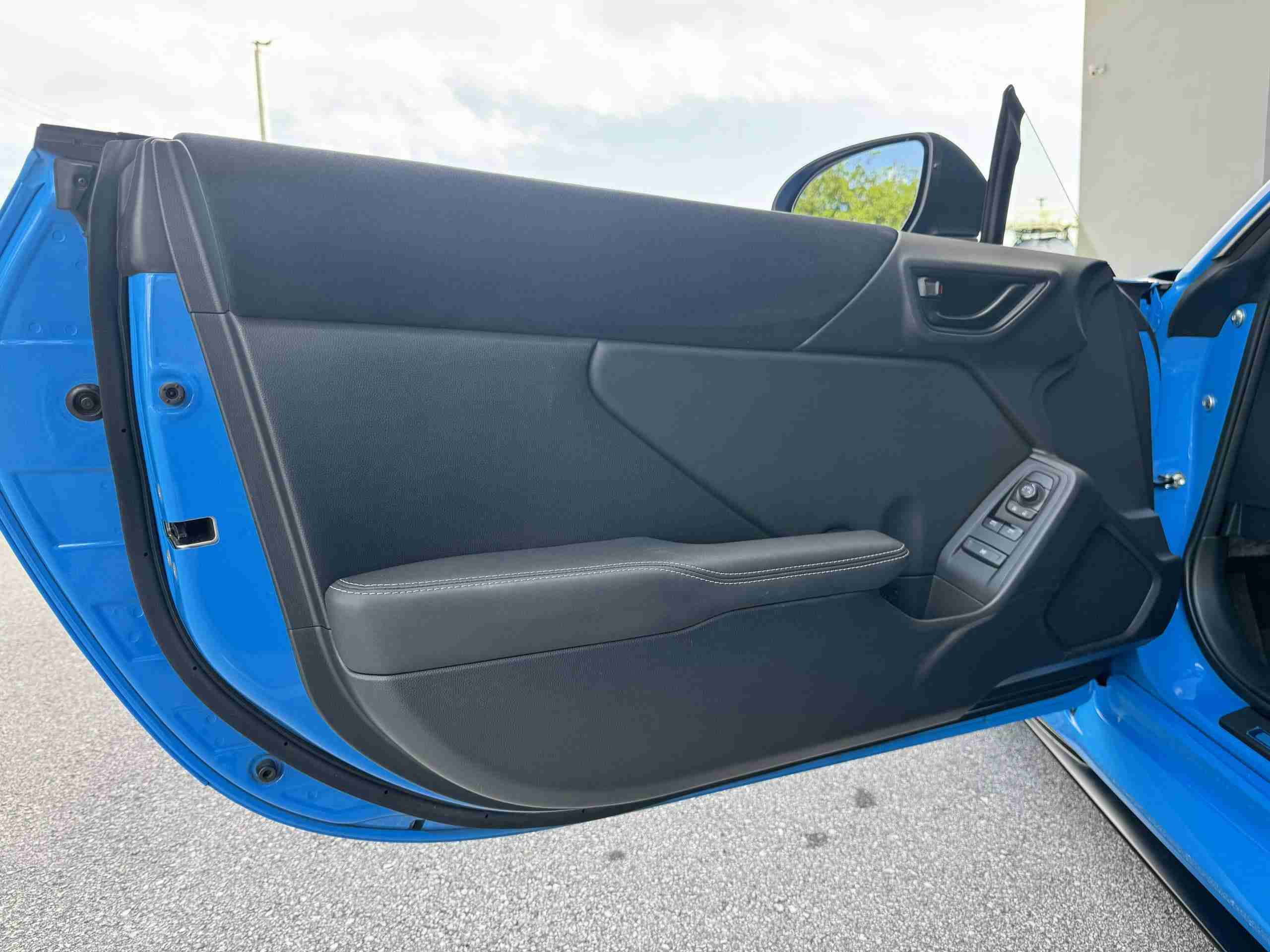 2023 Toyota 86 GR PREMIUM 1 owner Neptune blue – Coilovers – 13k miles – GR Performance exhaust -Like New full