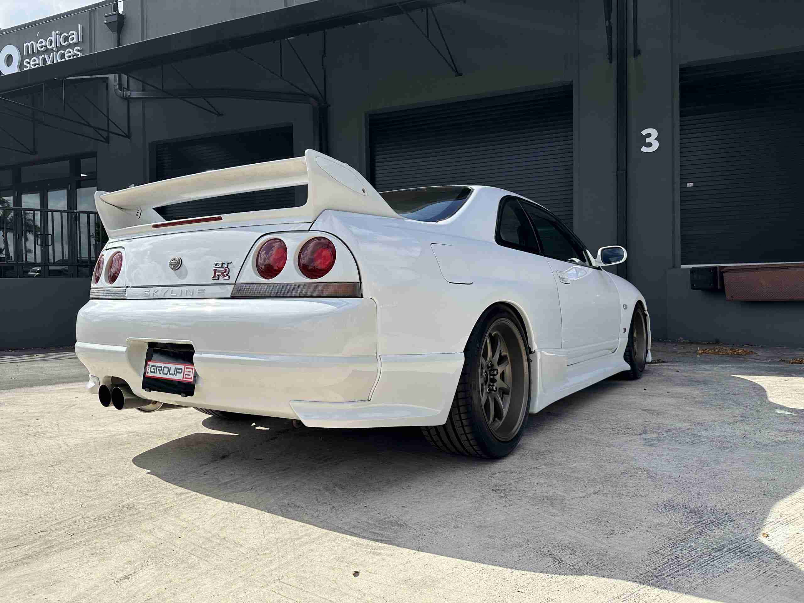 1995 Nissan GT-R 50k Miles – HKS Coilovers – Work Emotion Wheels – Turn Key/ Well maintained full