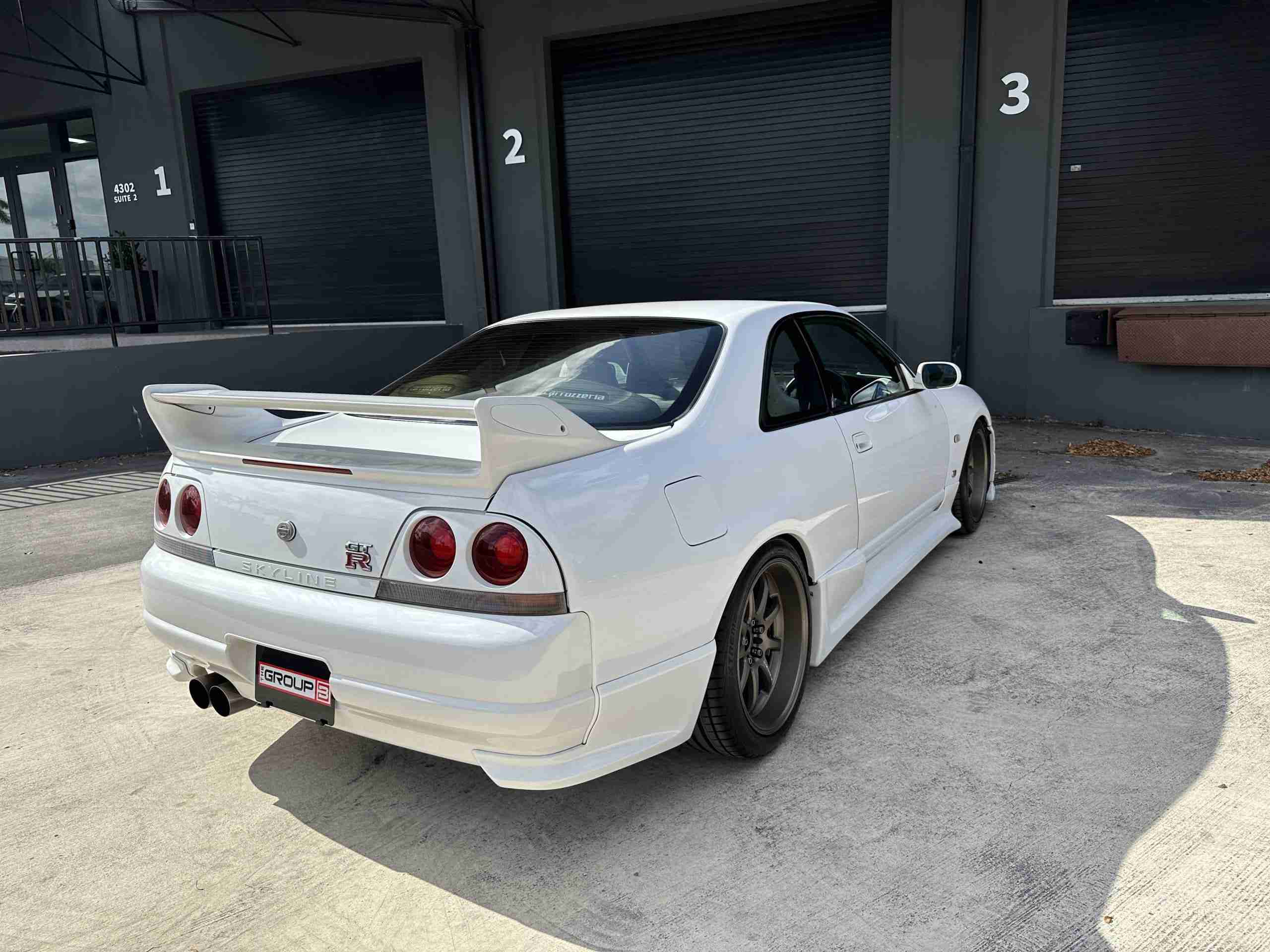 1995 Nissan GT-R 50k Miles – HKS Coilovers – Work Emotion Wheels – Turn Key/ Well maintained full