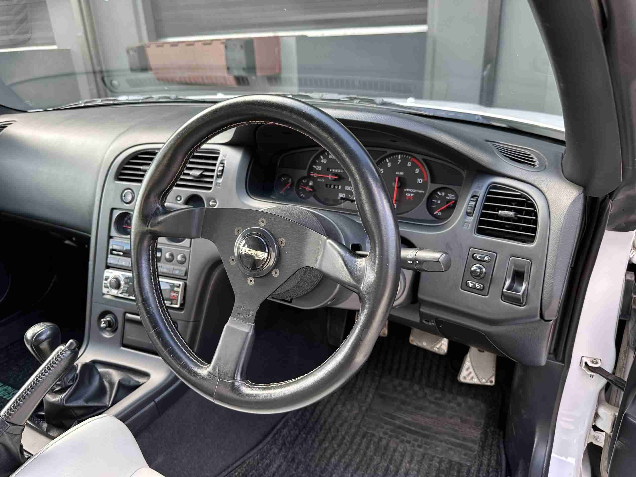 1995 Nissan GT-R 50k Miles – HKS Coilovers – Work Emotion Wheels – Turn Key/ Well maintained full