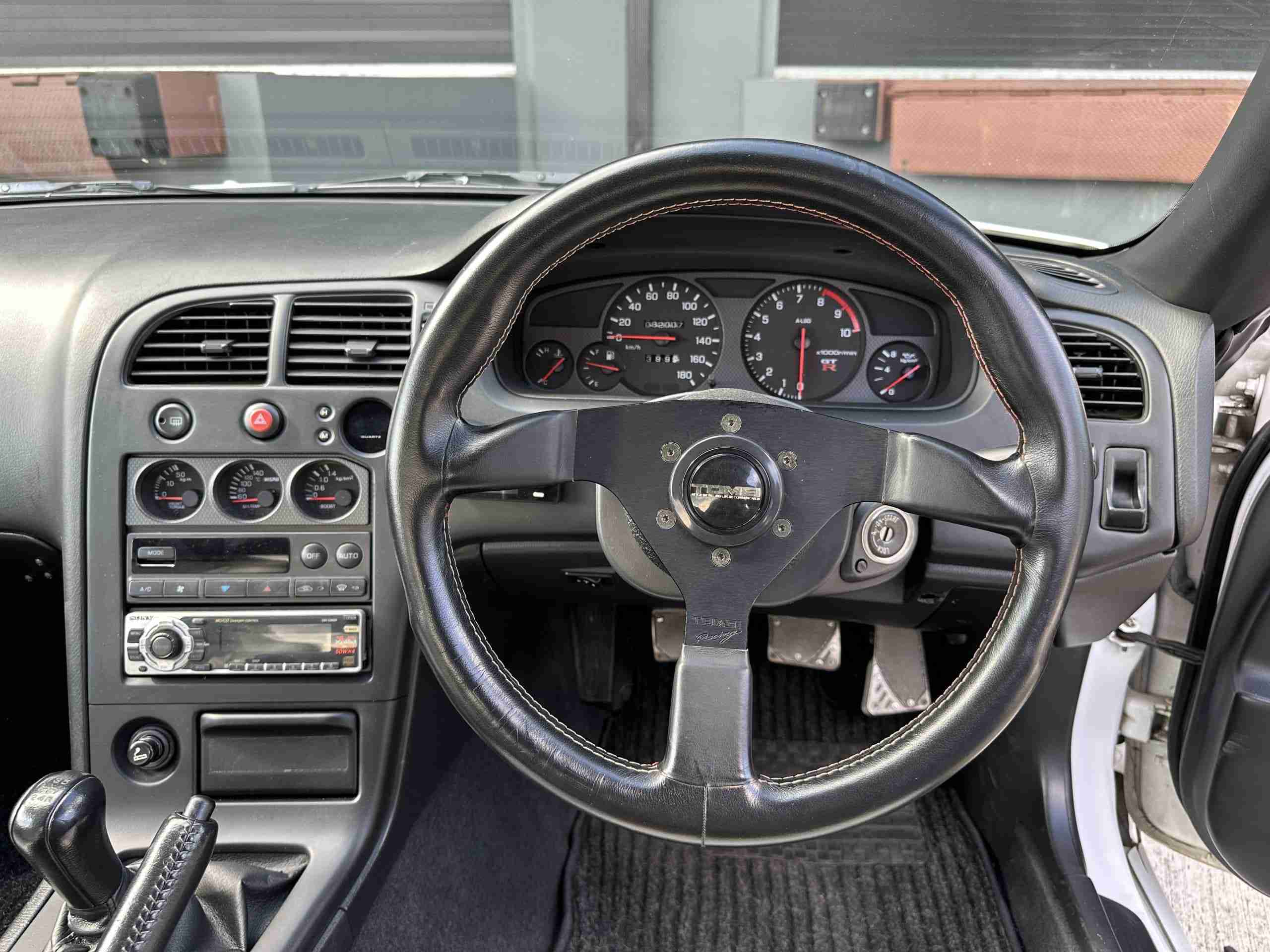 1995 Nissan GT-R 50k Miles – HKS Coilovers – Work Emotion Wheels – Turn Key/ Well maintained full