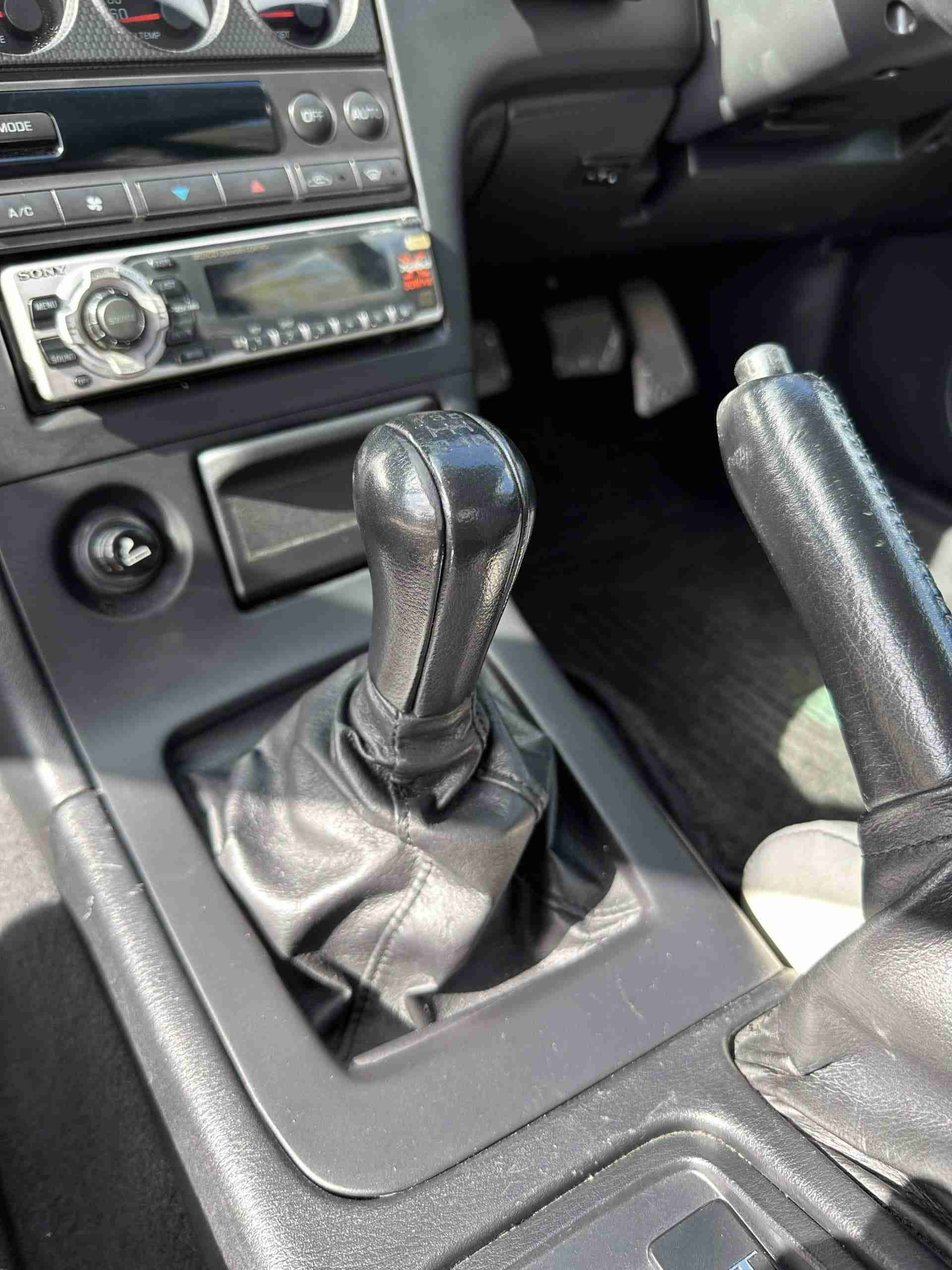 1995 Nissan GT-R 50k Miles – HKS Coilovers – Work Emotion Wheels – Turn Key/ Well maintained full