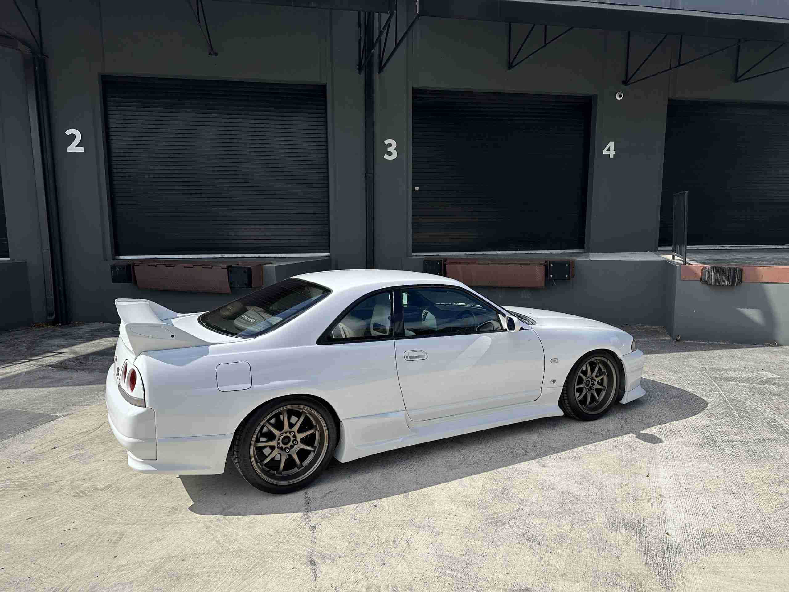 1995 Nissan GT-R 50k Miles – HKS Coilovers – Work Emotion Wheels – Turn Key/ Well maintained full