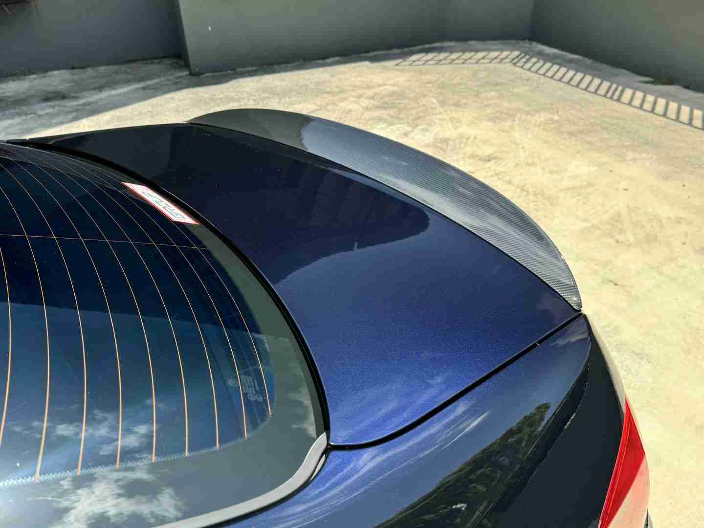 2009 BMW M3 E92 Coupe 6 Speed Manual – Carbon fiber roof – Meistershaft Exhaust – Alcantara Bits full