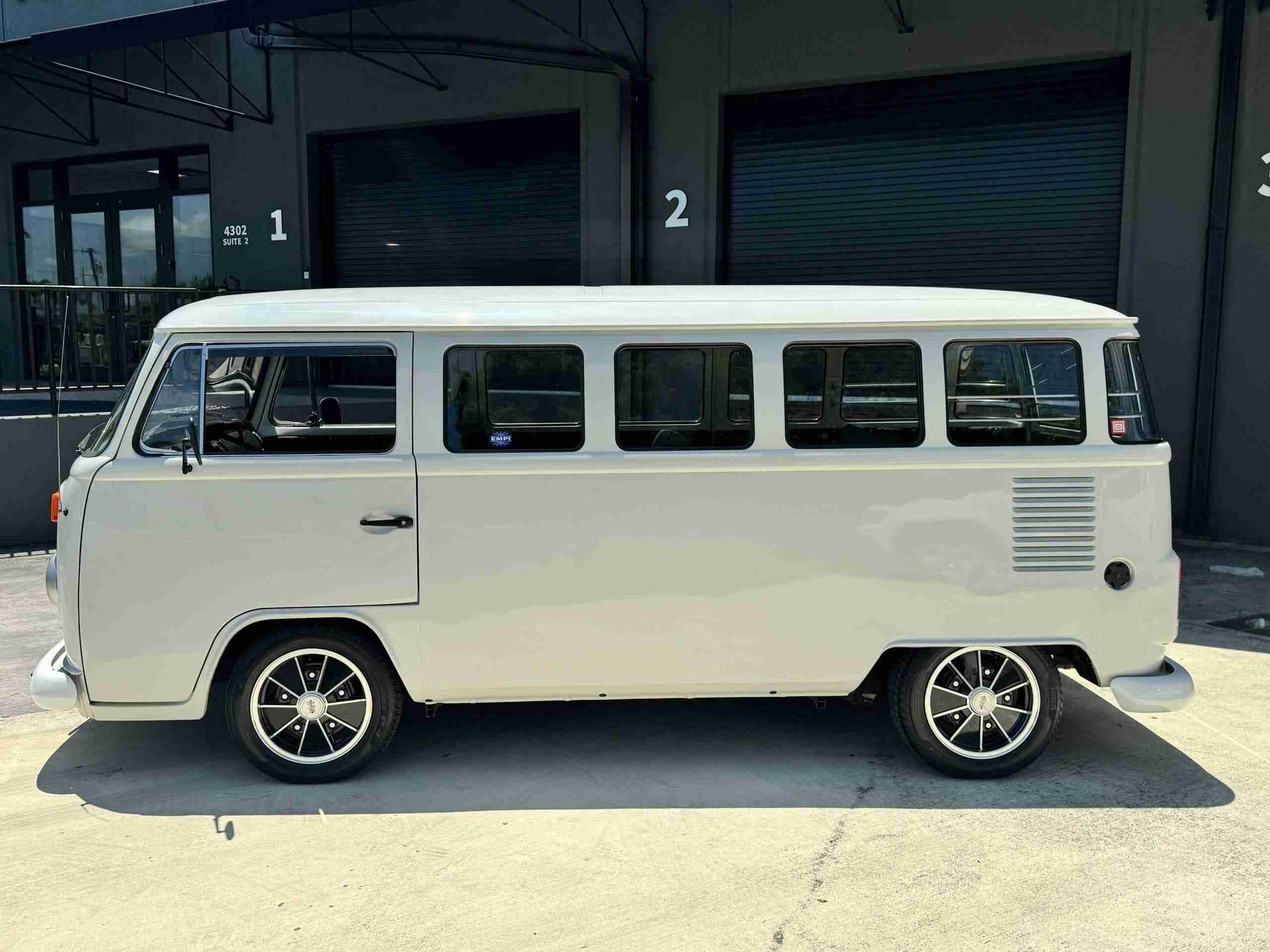 1984 Volkswagen Bus/Vanagon Bay Window Original Condition – Brazilian Van – No Rust – 4 Speed Manual – $32k invested full