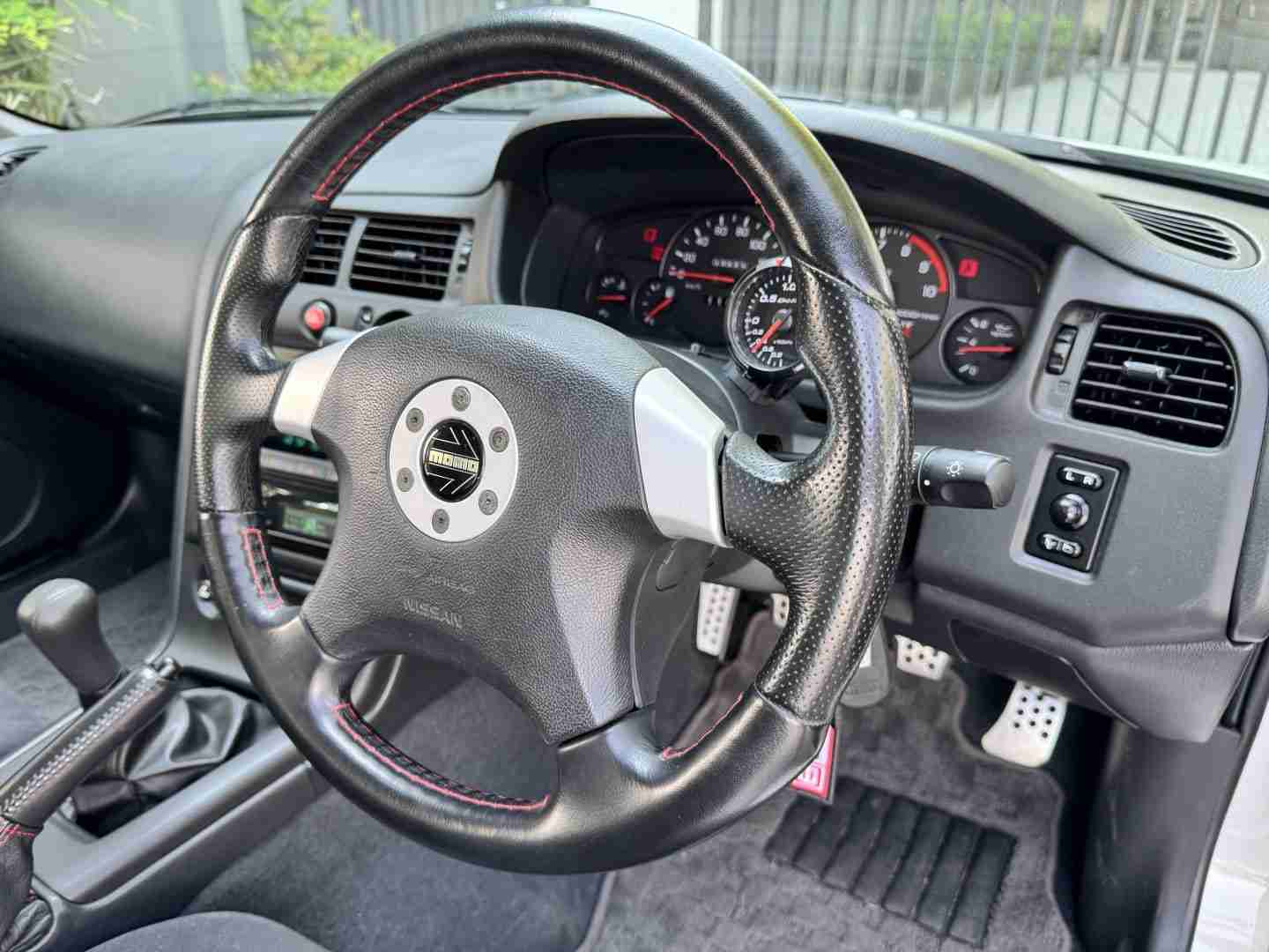 1995 Nissan GT-R R33 Skyline VSPEC 24K Original Miles – ORIGINAL PAINT – Documented – OHLINS Coilovers – OG TE37 full