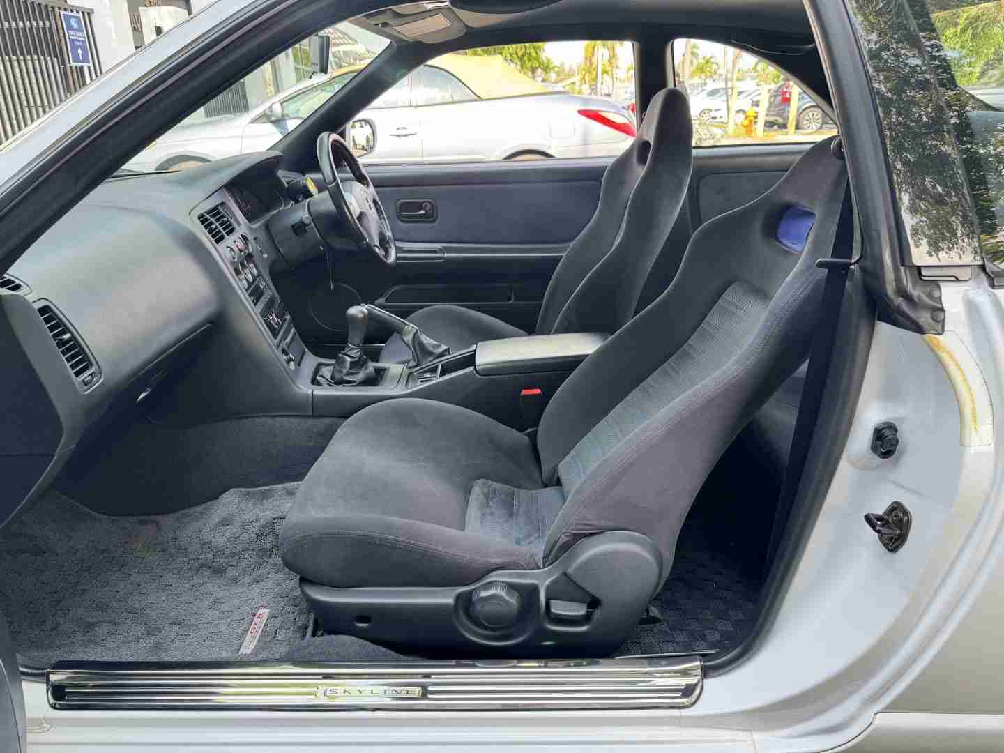 1995 Nissan GT-R R33 Skyline VSPEC 24K Original Miles – ORIGINAL PAINT – Documented – OHLINS Coilovers – OG TE37 full