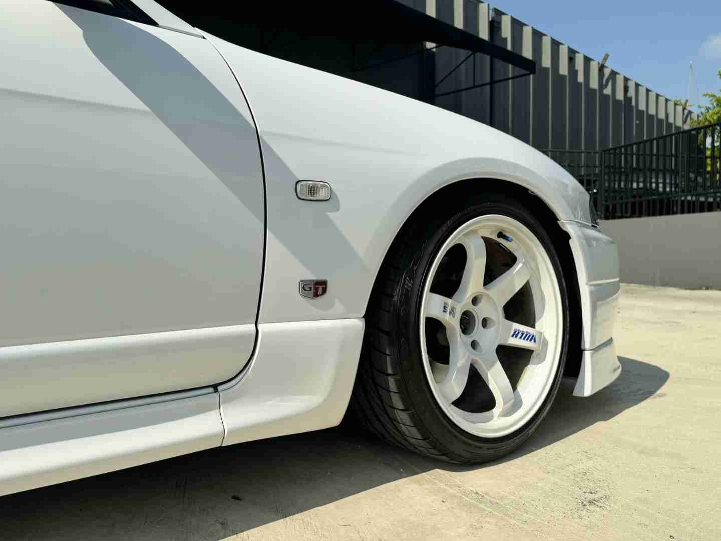 1995 Nissan GT-R R33 Skyline VSPEC 24K Original Miles – ORIGINAL PAINT – Documented – OHLINS Coilovers – OG TE37 full