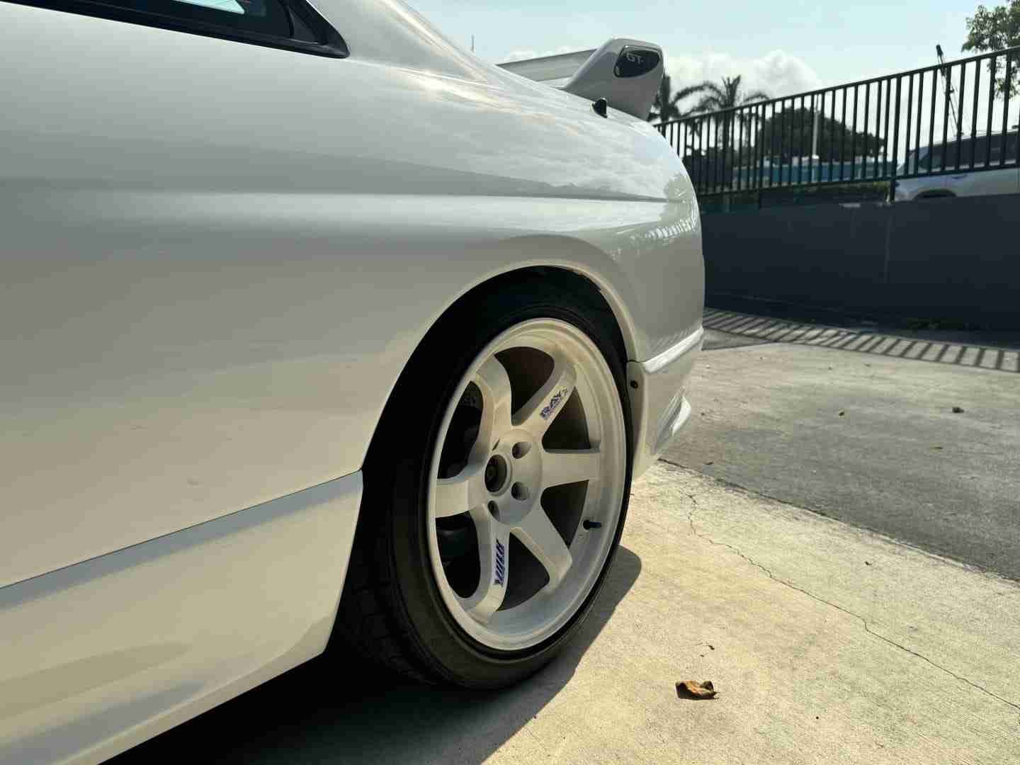 1995 Nissan GT-R R33 Skyline VSPEC 24K Original Miles – ORIGINAL PAINT – Documented – OHLINS Coilovers – OG TE37 full