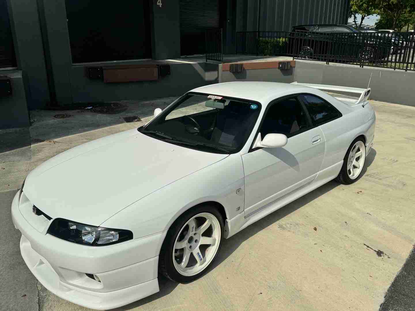1995 Nissan GT-R R33 Skyline VSPEC 24K Original Miles – ORIGINAL PAINT – Documented – OHLINS Coilovers – OG TE37 full