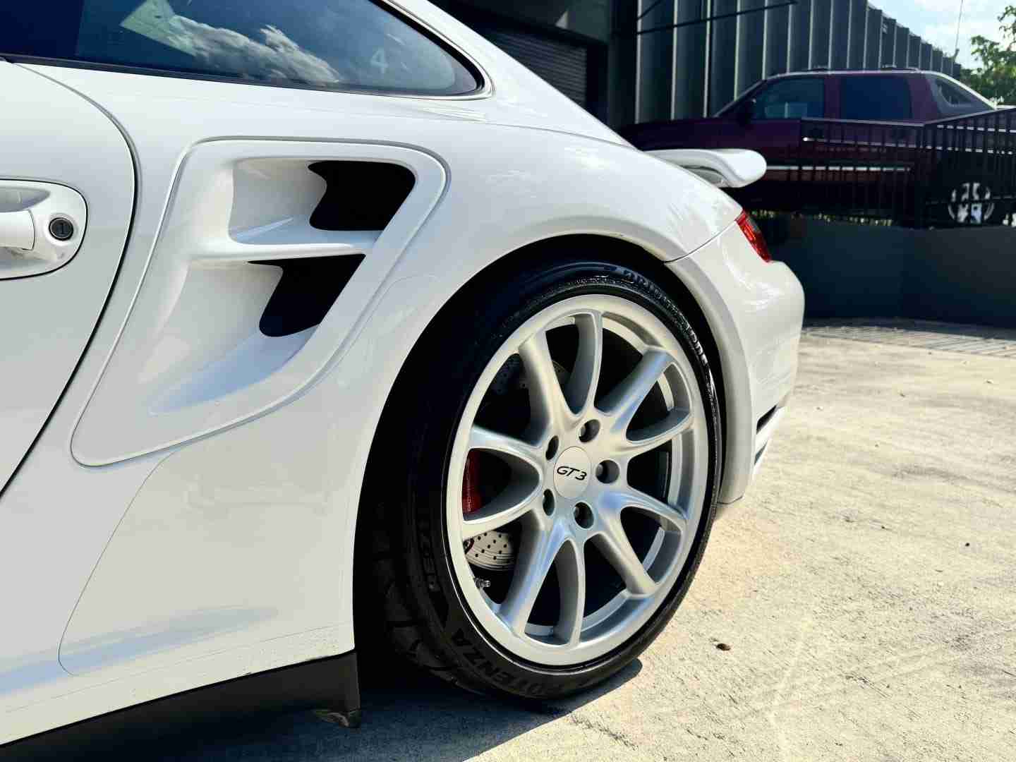 2008 Porsche 911 997.1 TURBO 22k Miles – All Original Paint – 6 Speed Manual – Carbon Intake full