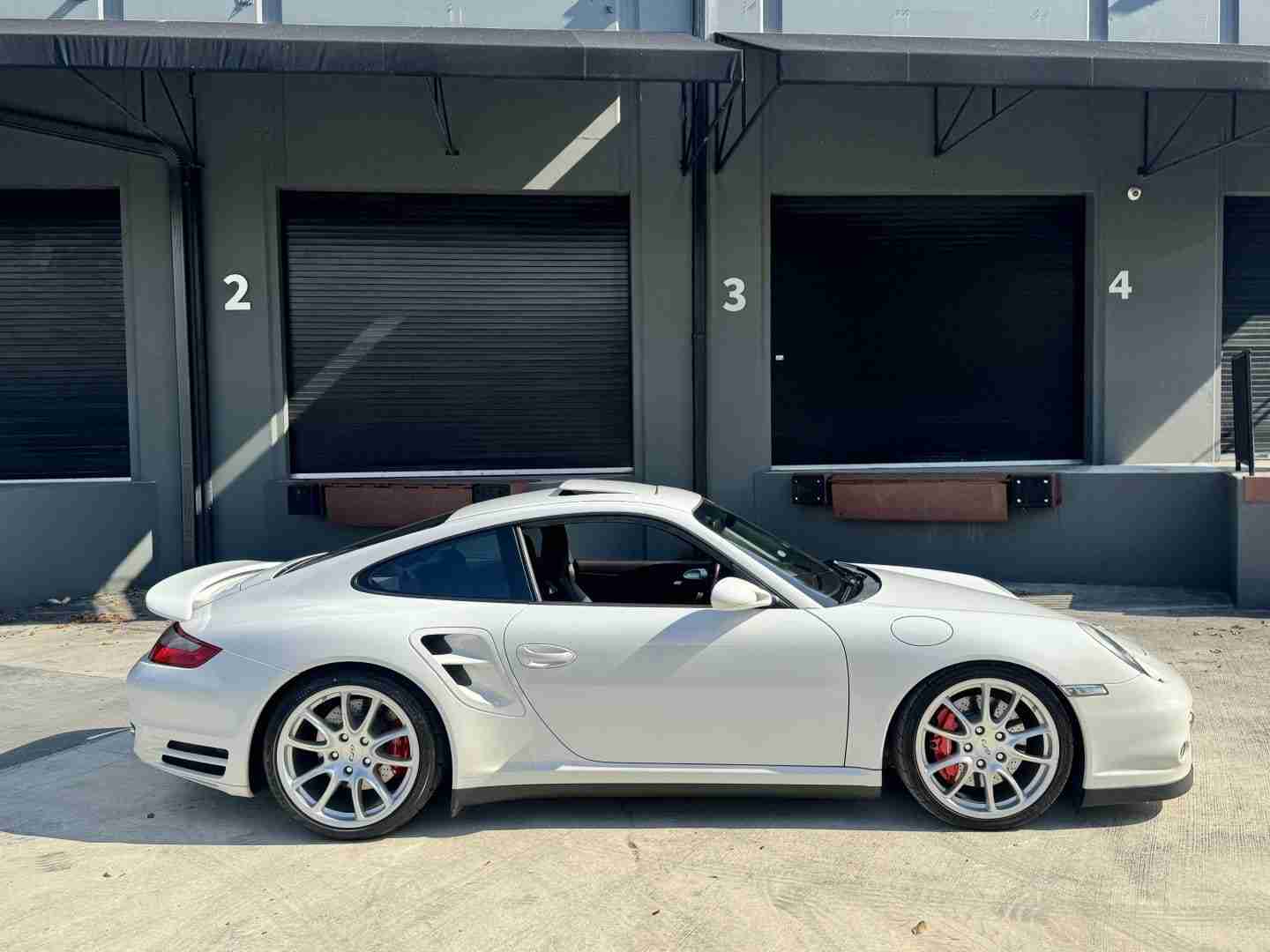 2008 Porsche 911 997.1 TURBO 22k Miles – All Original Paint – 6 Speed Manual – Carbon Intake full